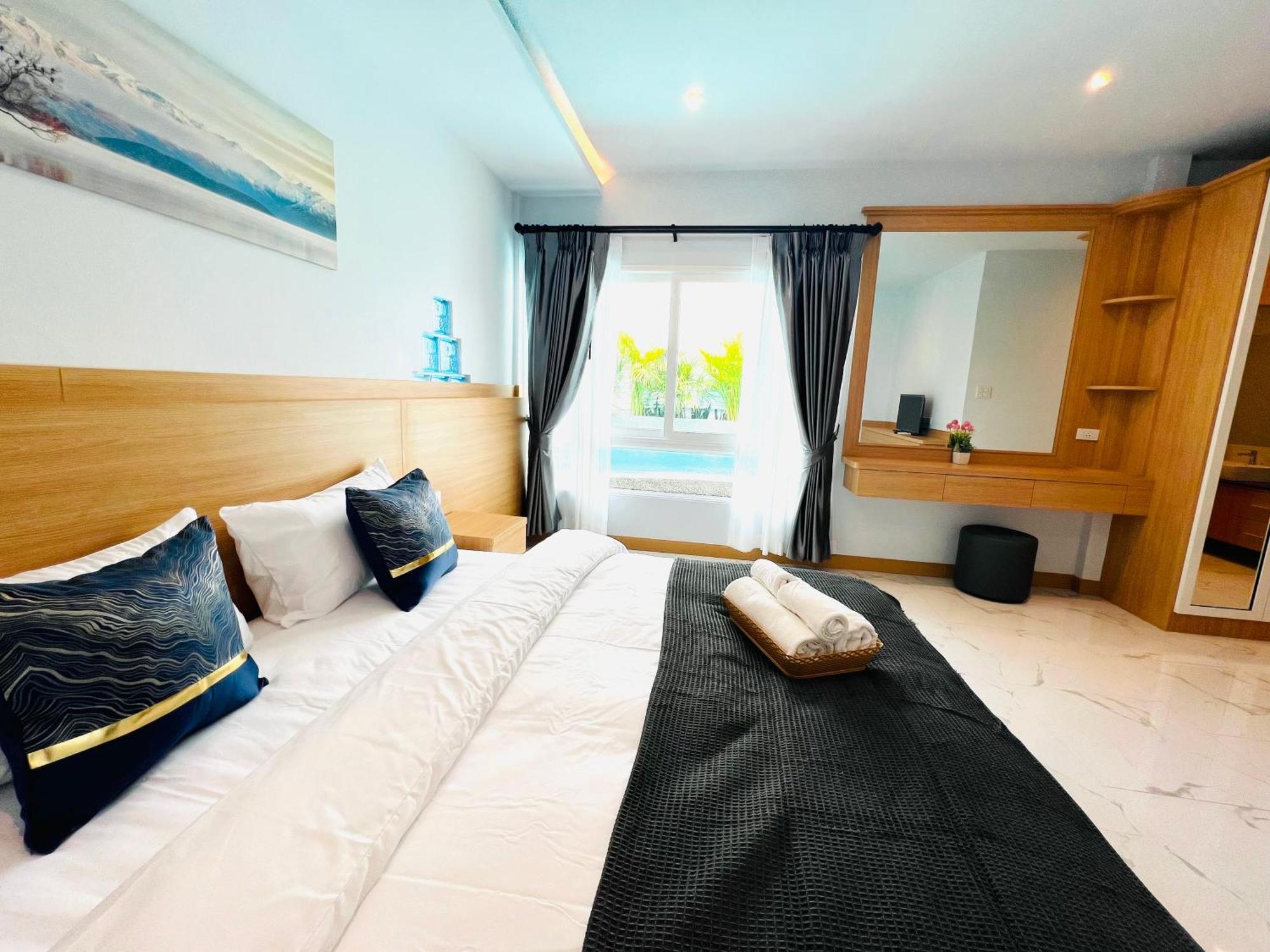 Modern Private Pool Villa,walking Street 10min,city-house 171b *