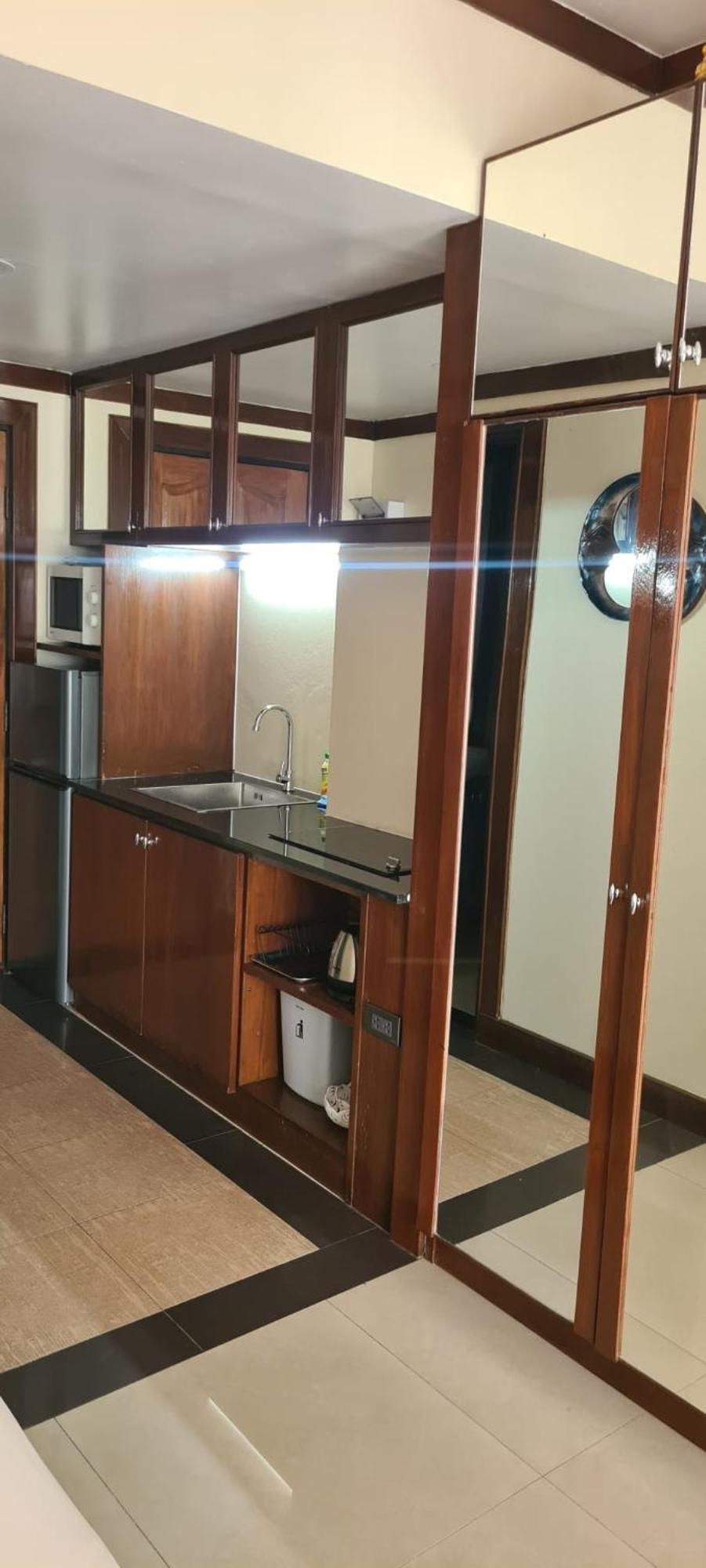 Apartment Condotel A Jomtien Road Pattaya