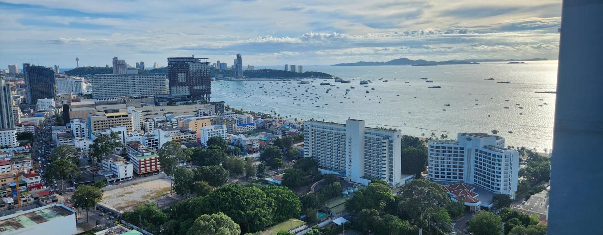 Apartment Centric Sea Pattaya中心海