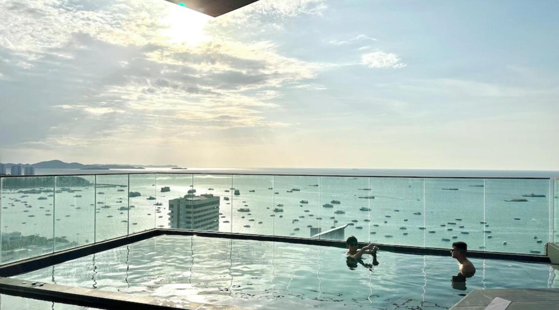 Apartment Edge Seaview