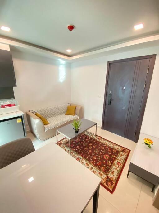 Arcadia Continental Comfort