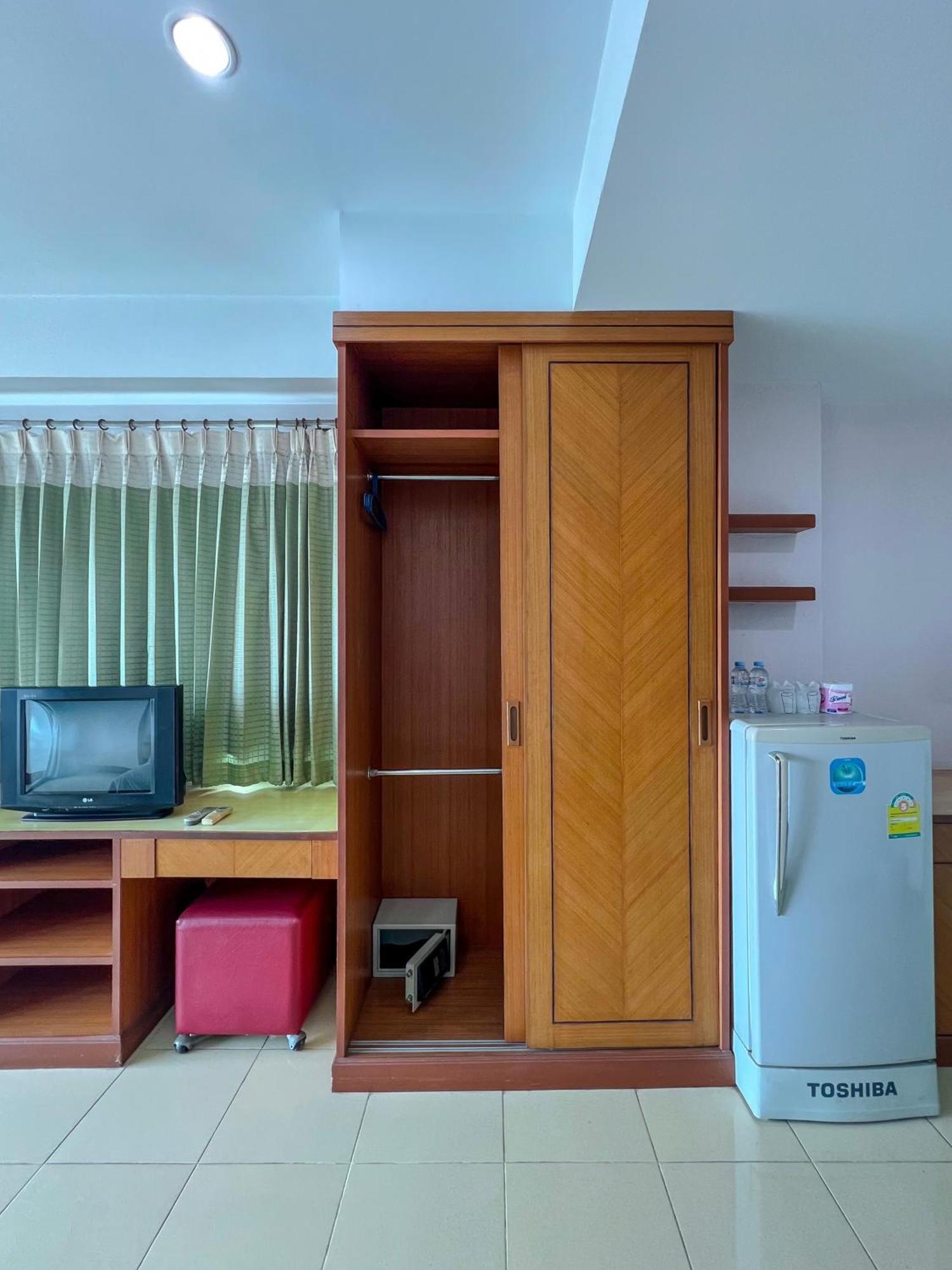 Pattara Mansion พัทยา โรงแรม Pattaya