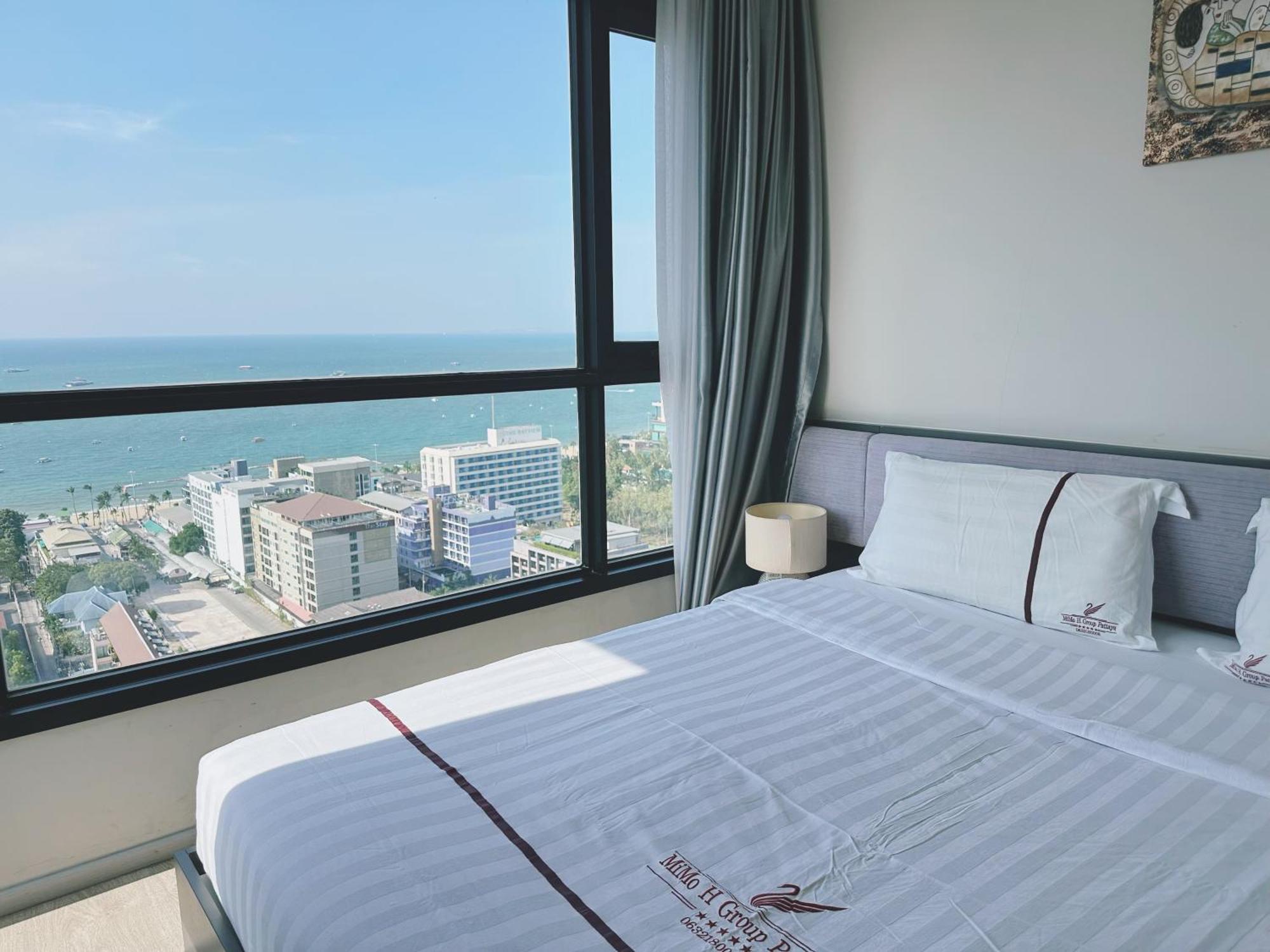 The Base Near Festival Apartment Pattaya
