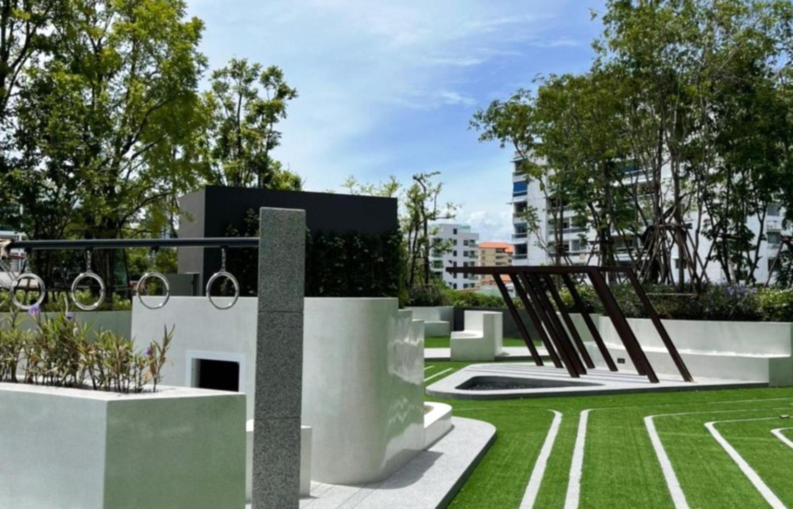 Panora - Luxury Sea Front * Pattaya
