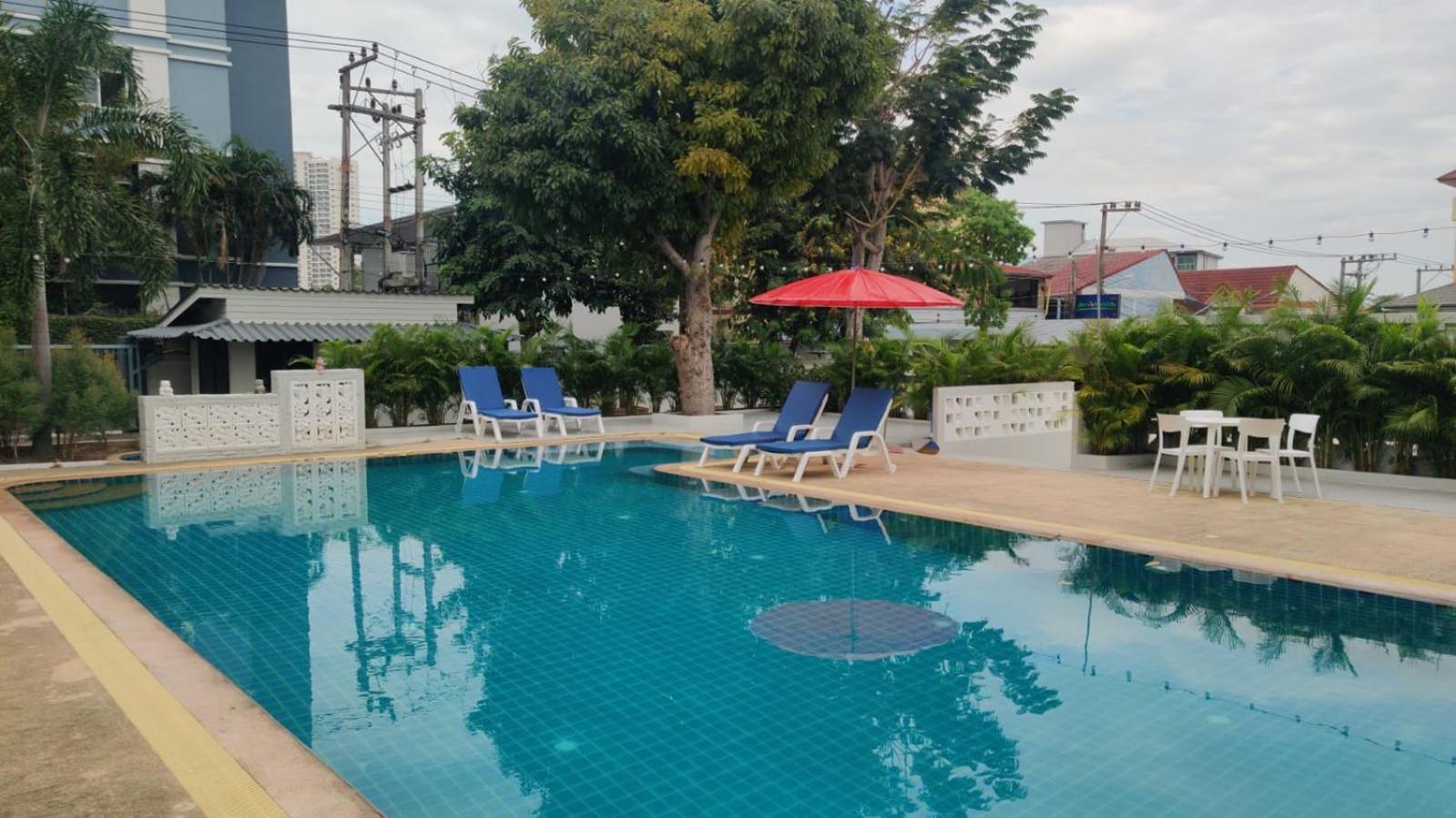 Dj Residency And Pool Party 3* Pattaya