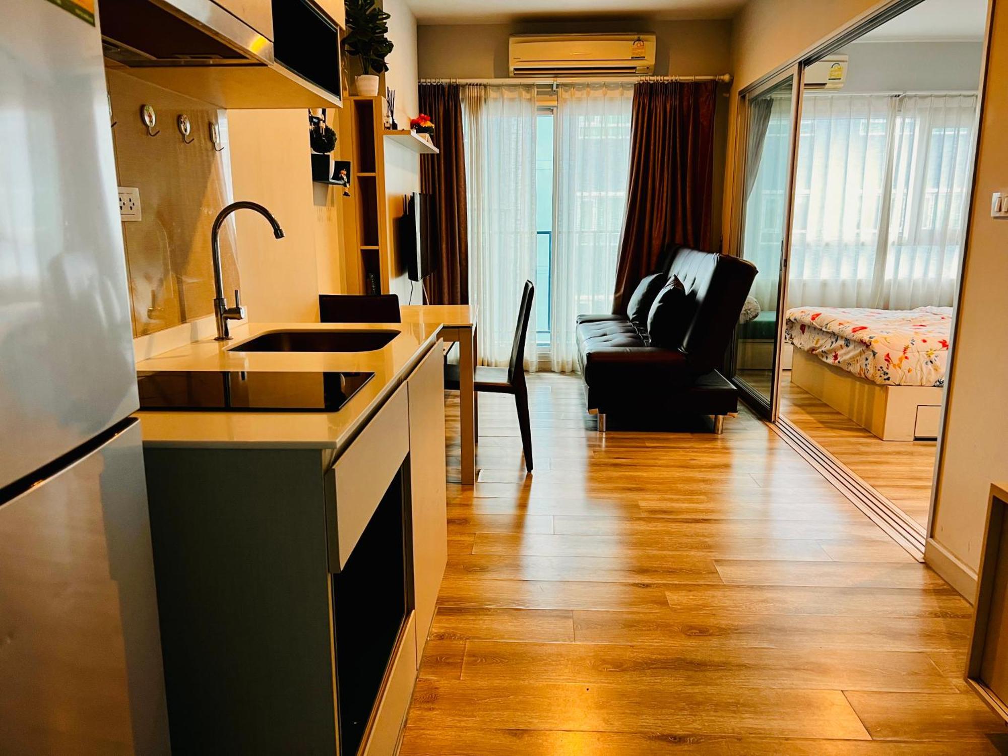 Apartment 1br Near Soi 6 *