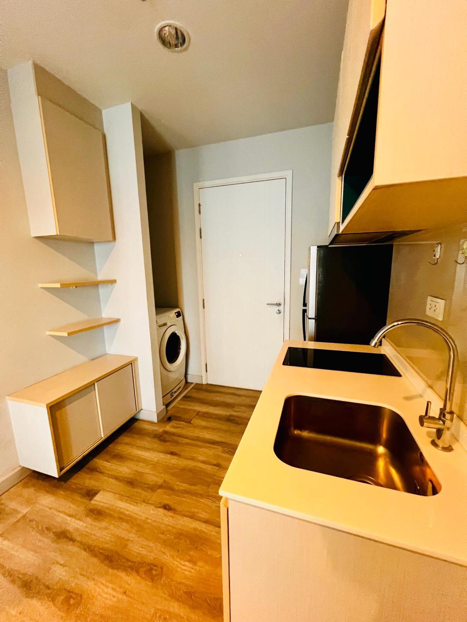 Apartment 1br Near Soi 6 *