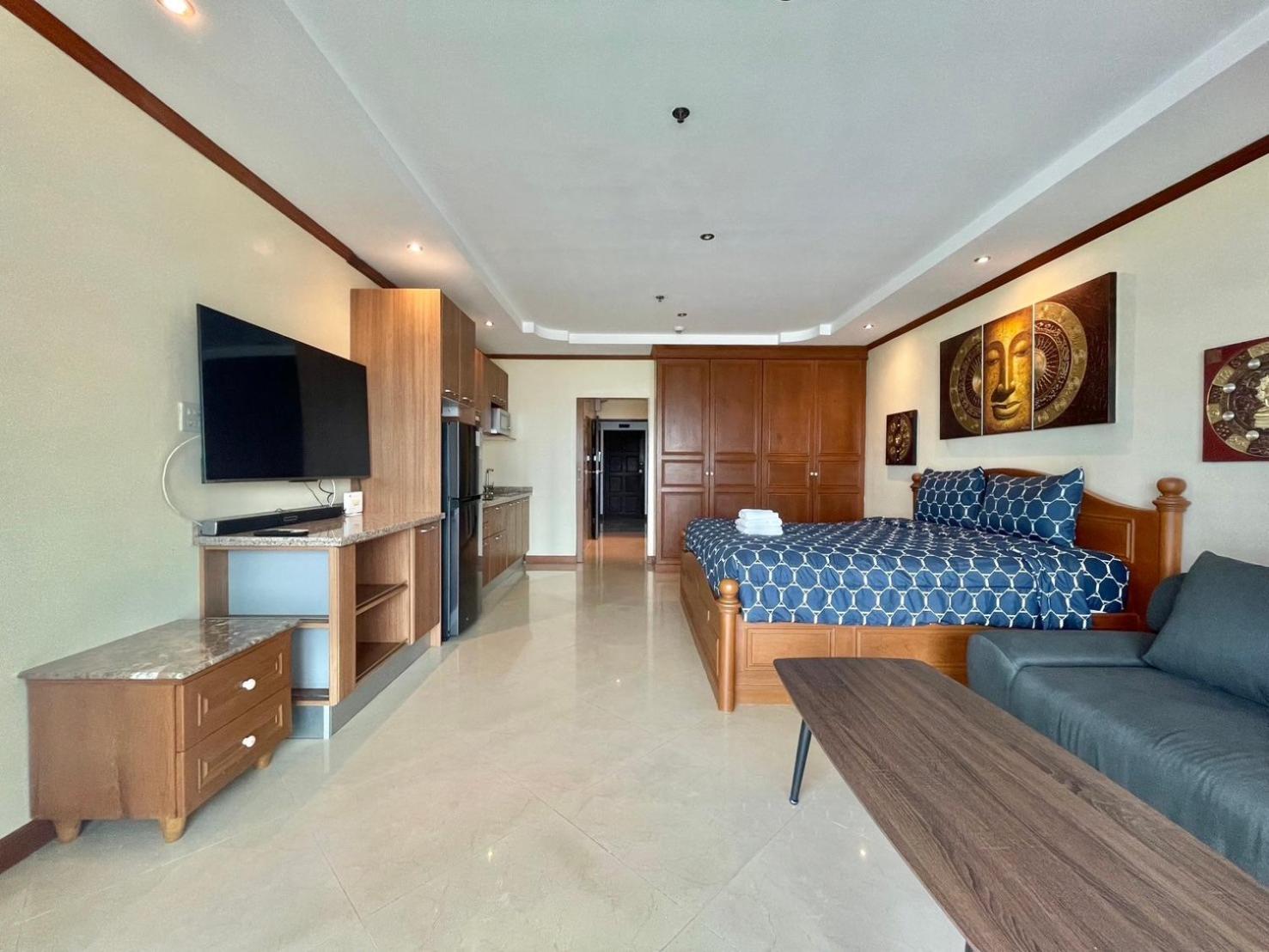 Apartment View Talay 6 By Pat 42 *