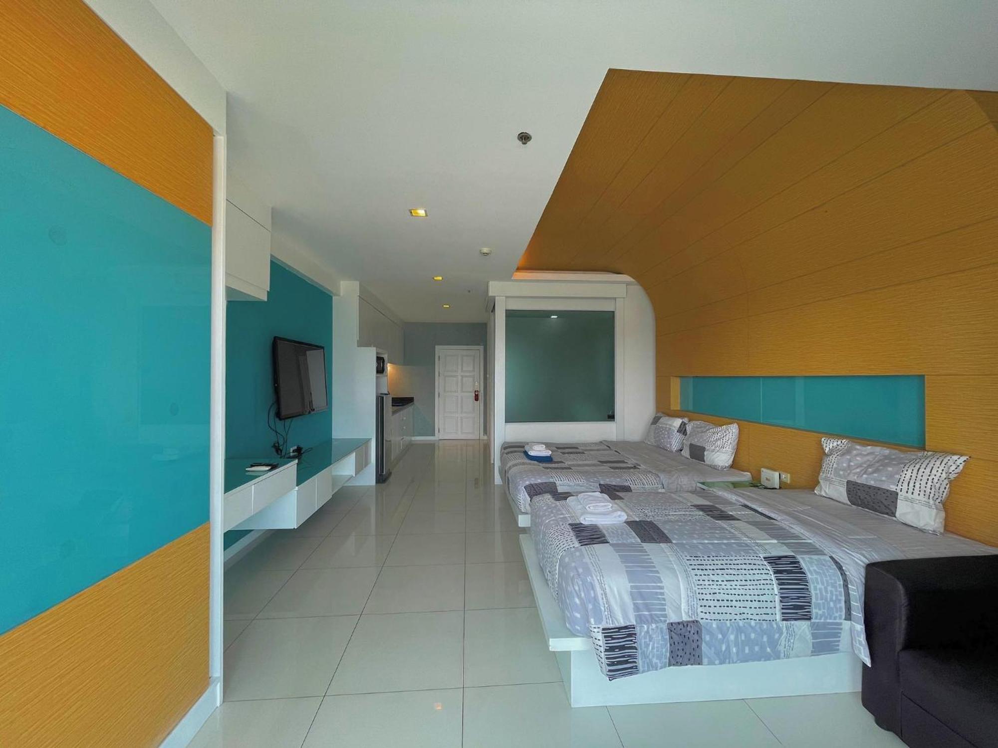 Apartment View Talay 6 By Pat 42 *