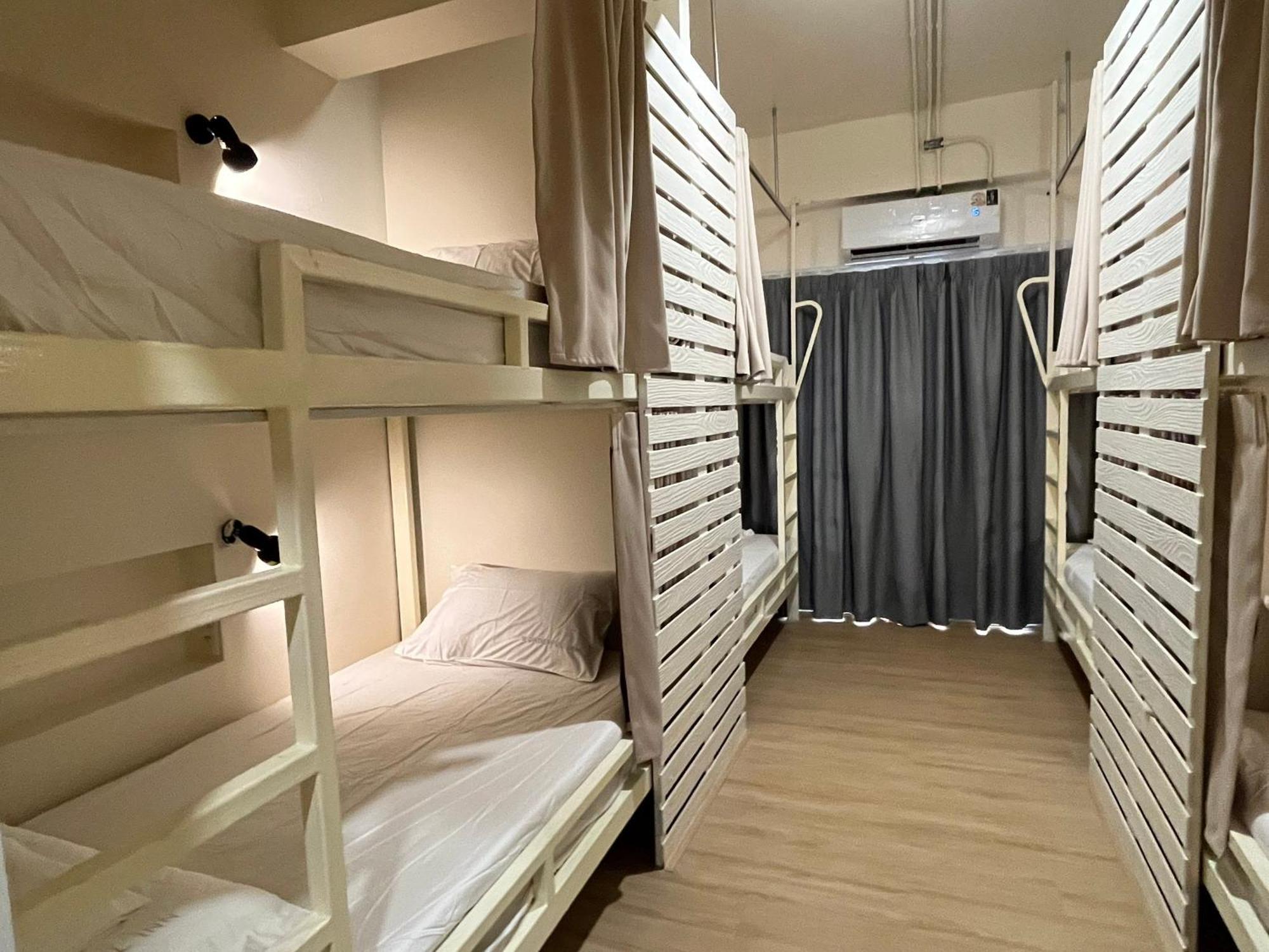 Wonderful 2 Capsule hotel Pattaya