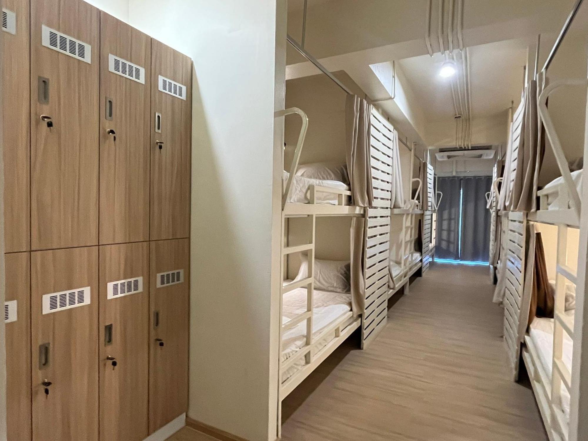 Wonderful 2 Capsule hotel *