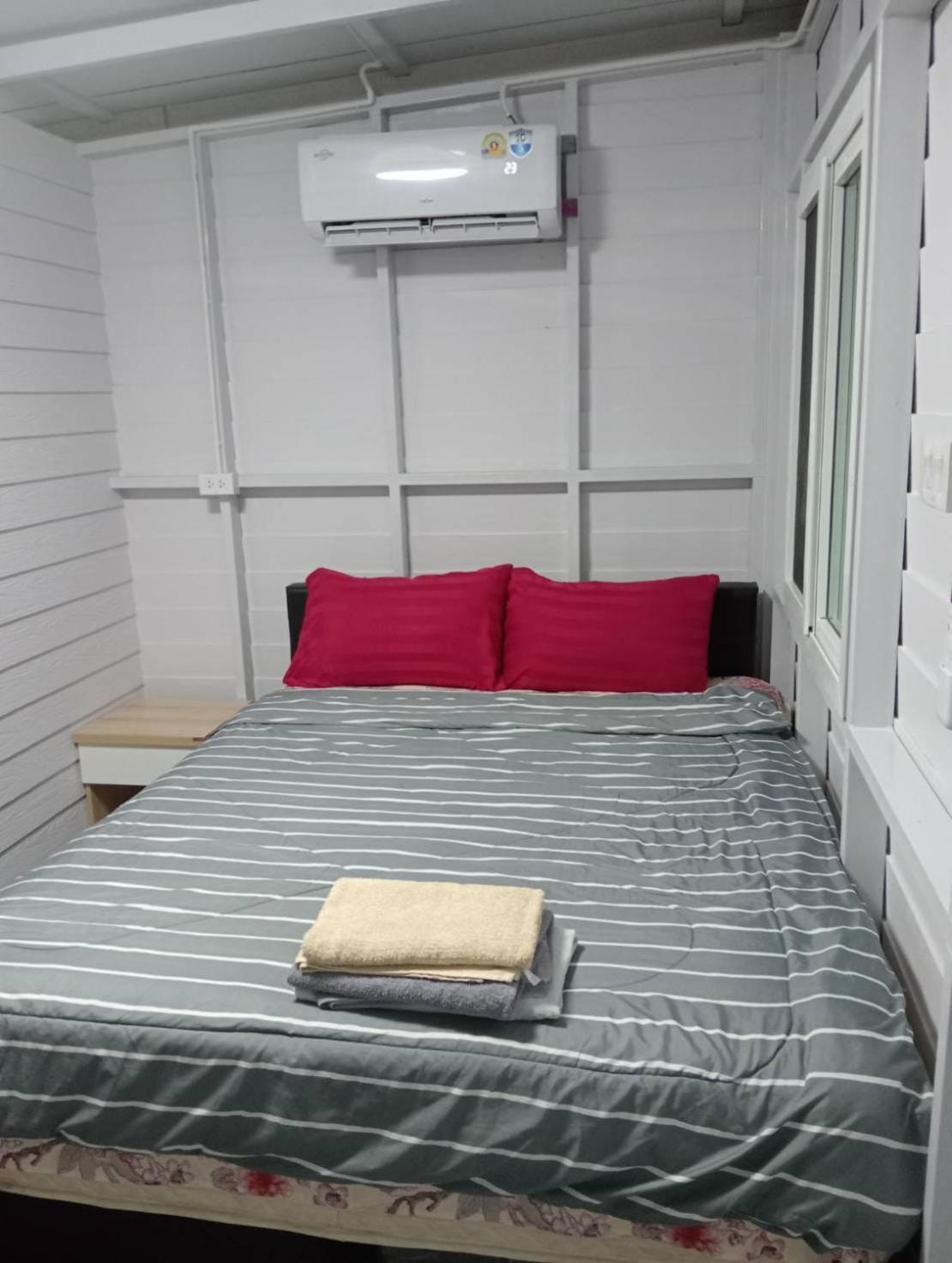 Luxury tent Soi 7 *