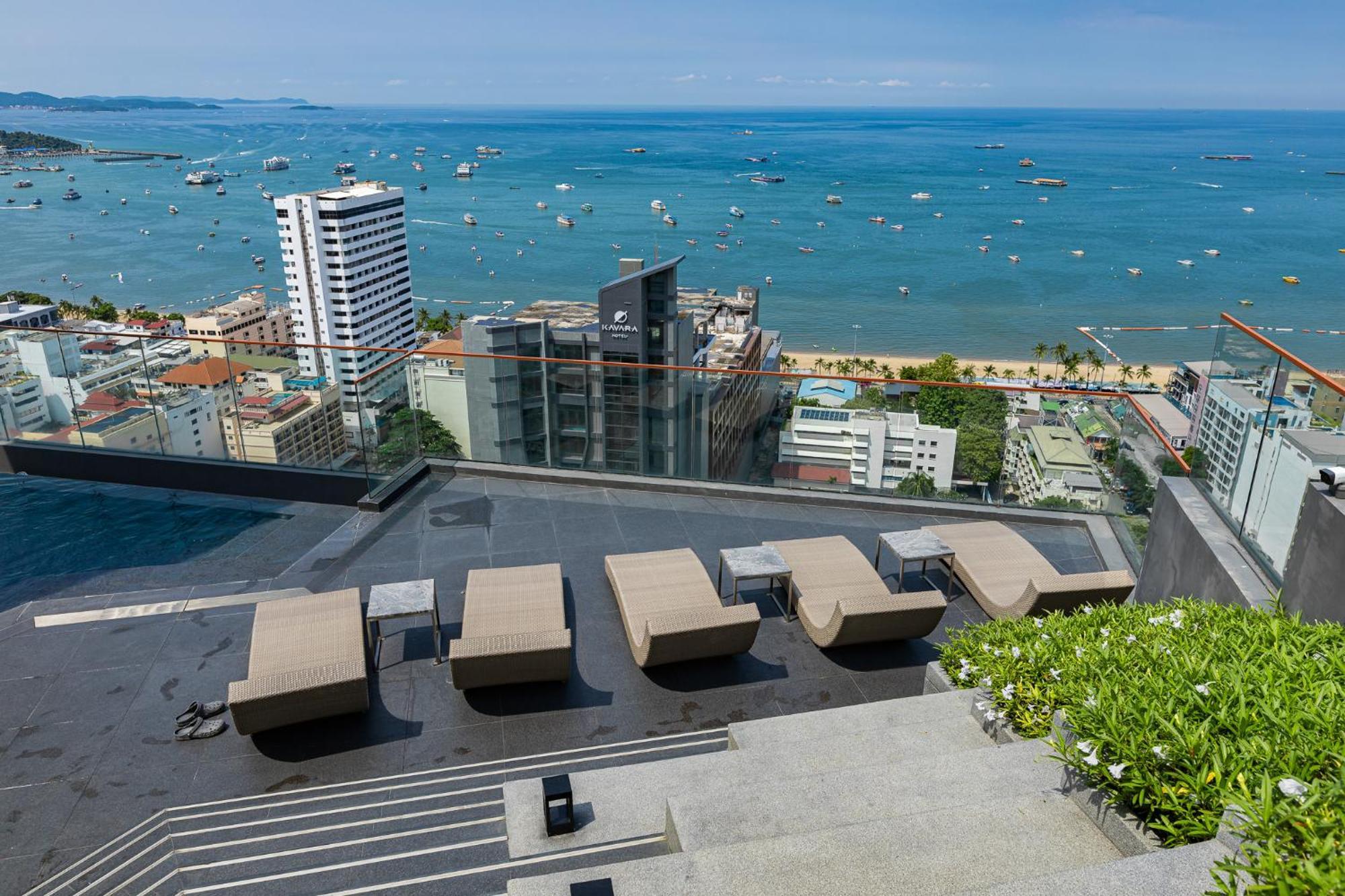 Luxury Edge * Pattaya