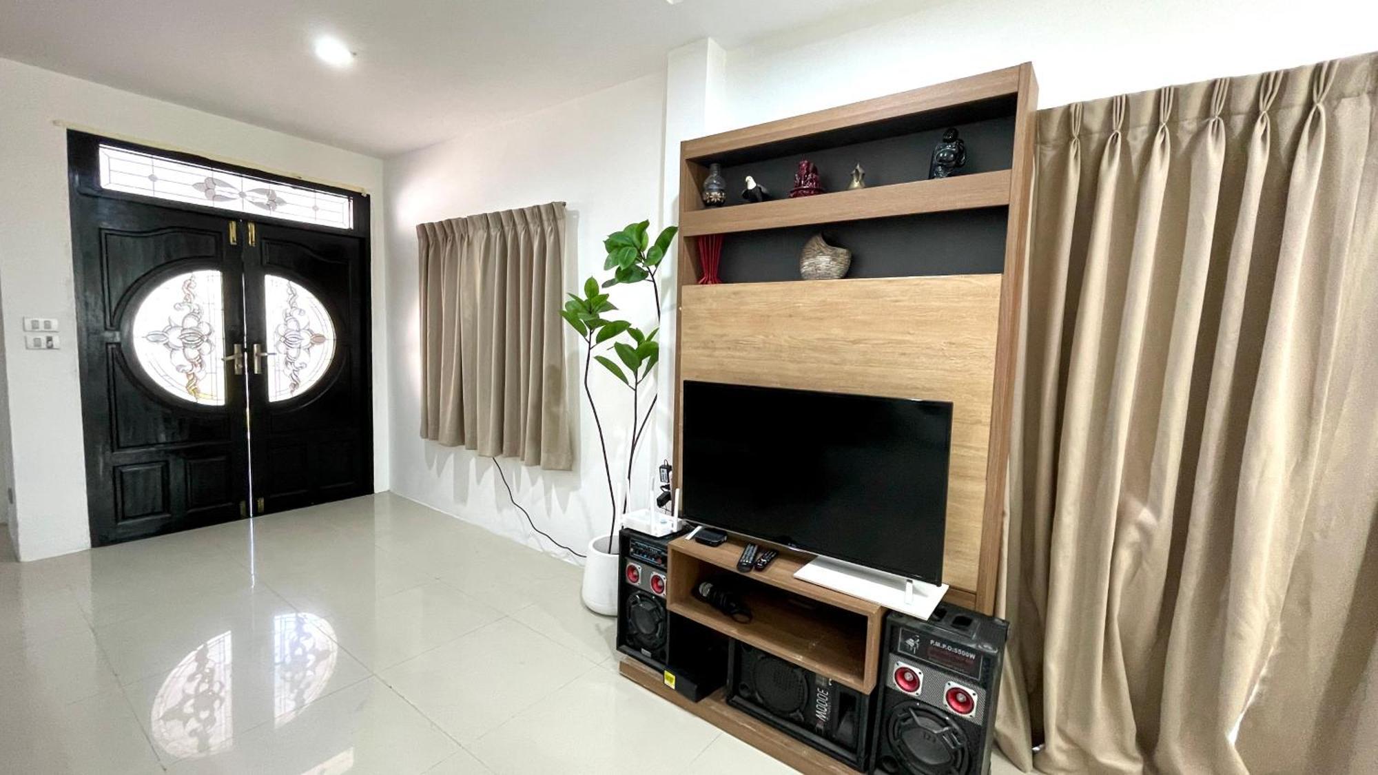 Villa Sunshine Near Private Pool *