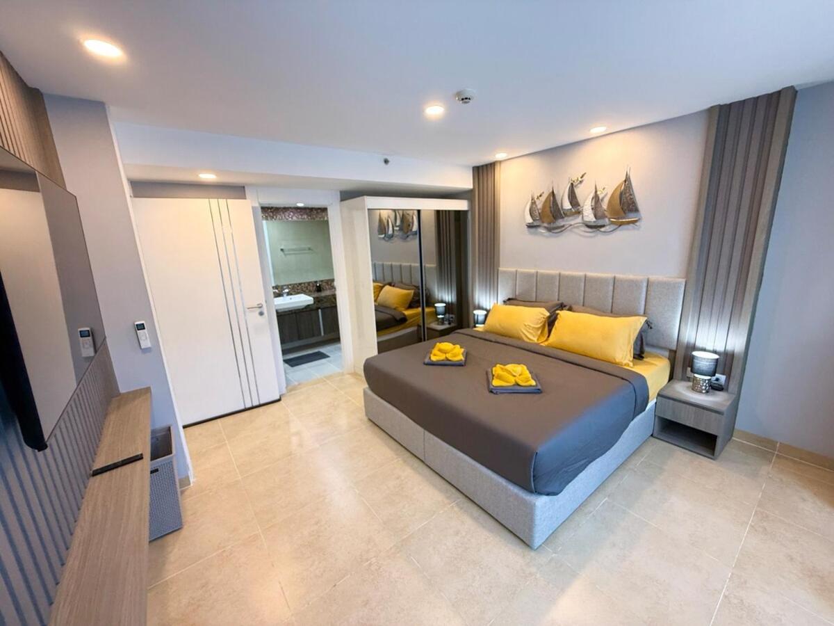 Large Luxury - Centre - Centara Avenue - 101 *