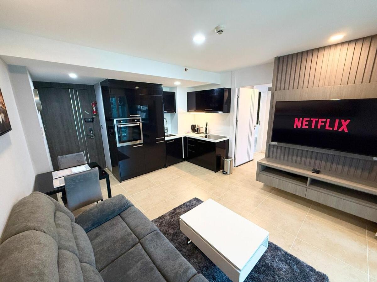 Large Luxury - Centre - Centara Avenue - 101 Apartment Pattaya