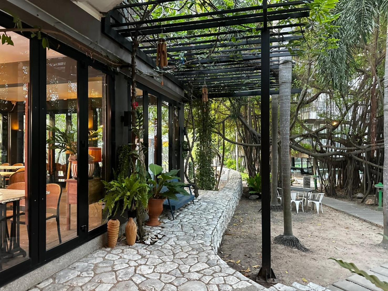 Hotel The Leela & 4*