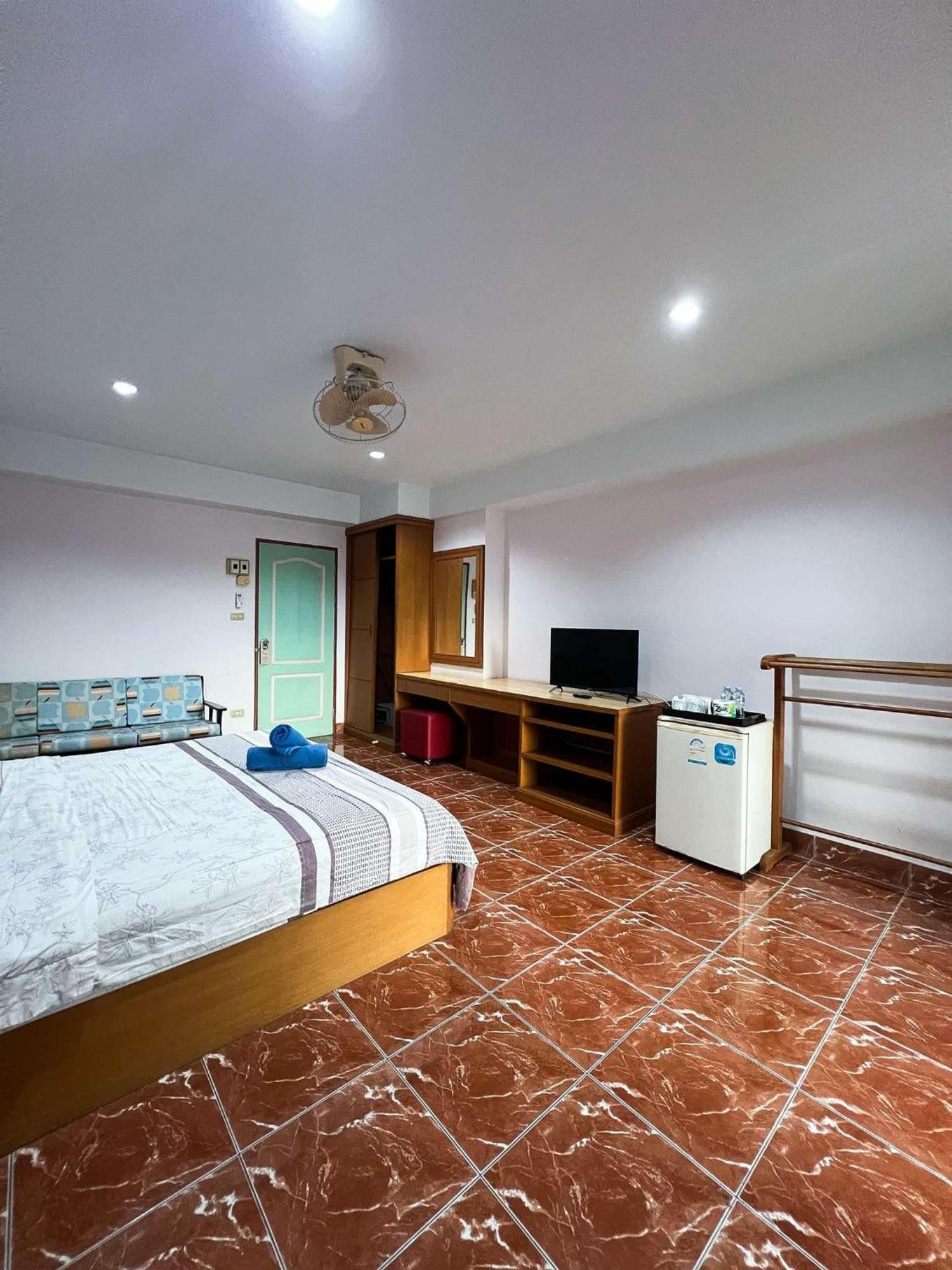 Hotel Pattara Mansion พัทยา Pattaya