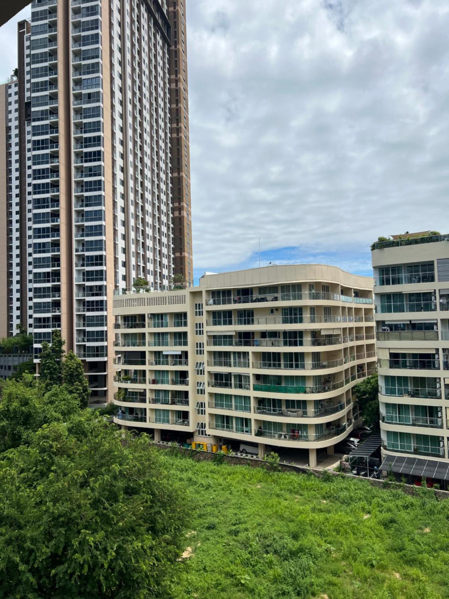 Arcadia Center Apartment Pattaya