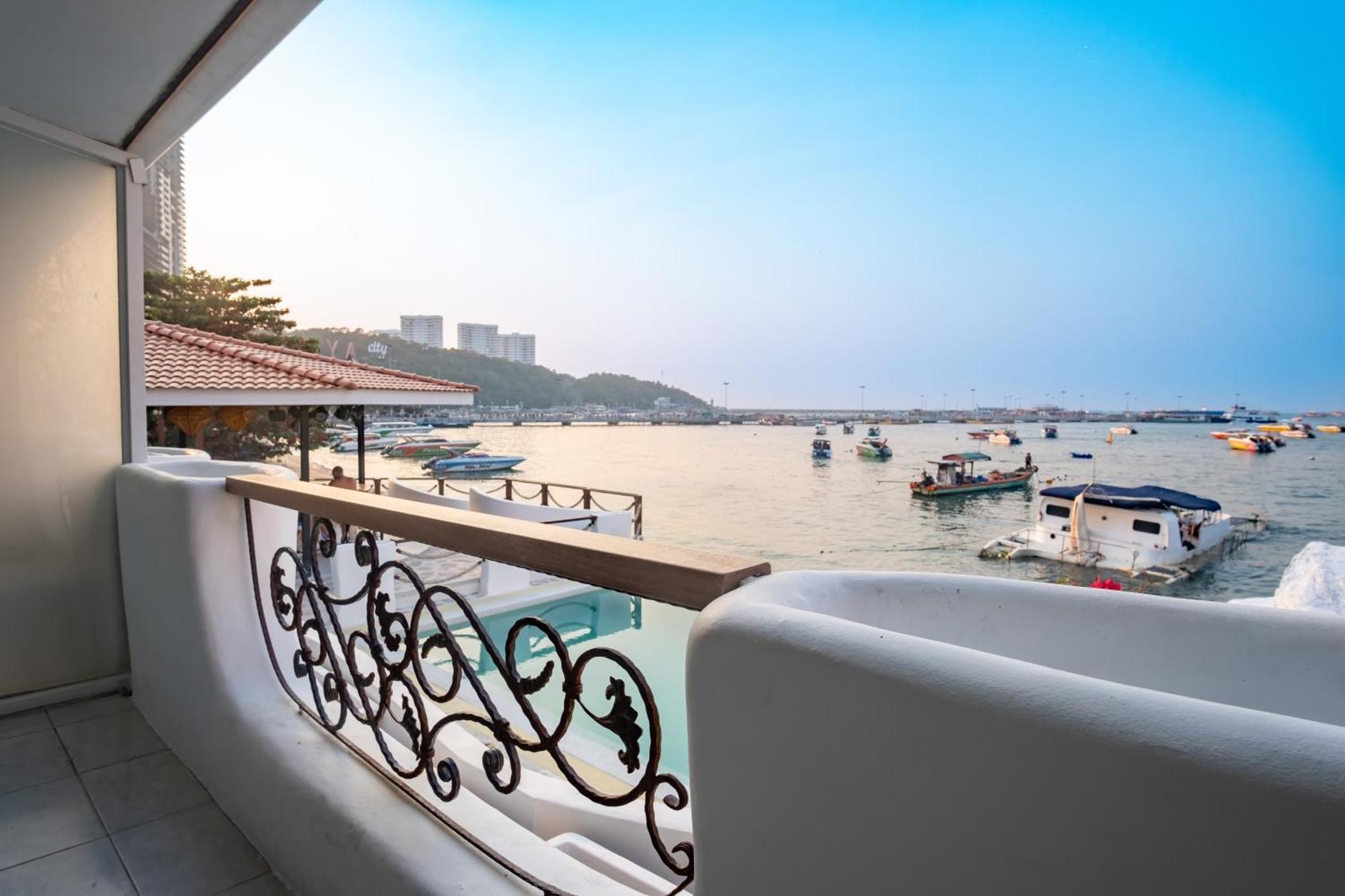 Windy Hotel 3*
