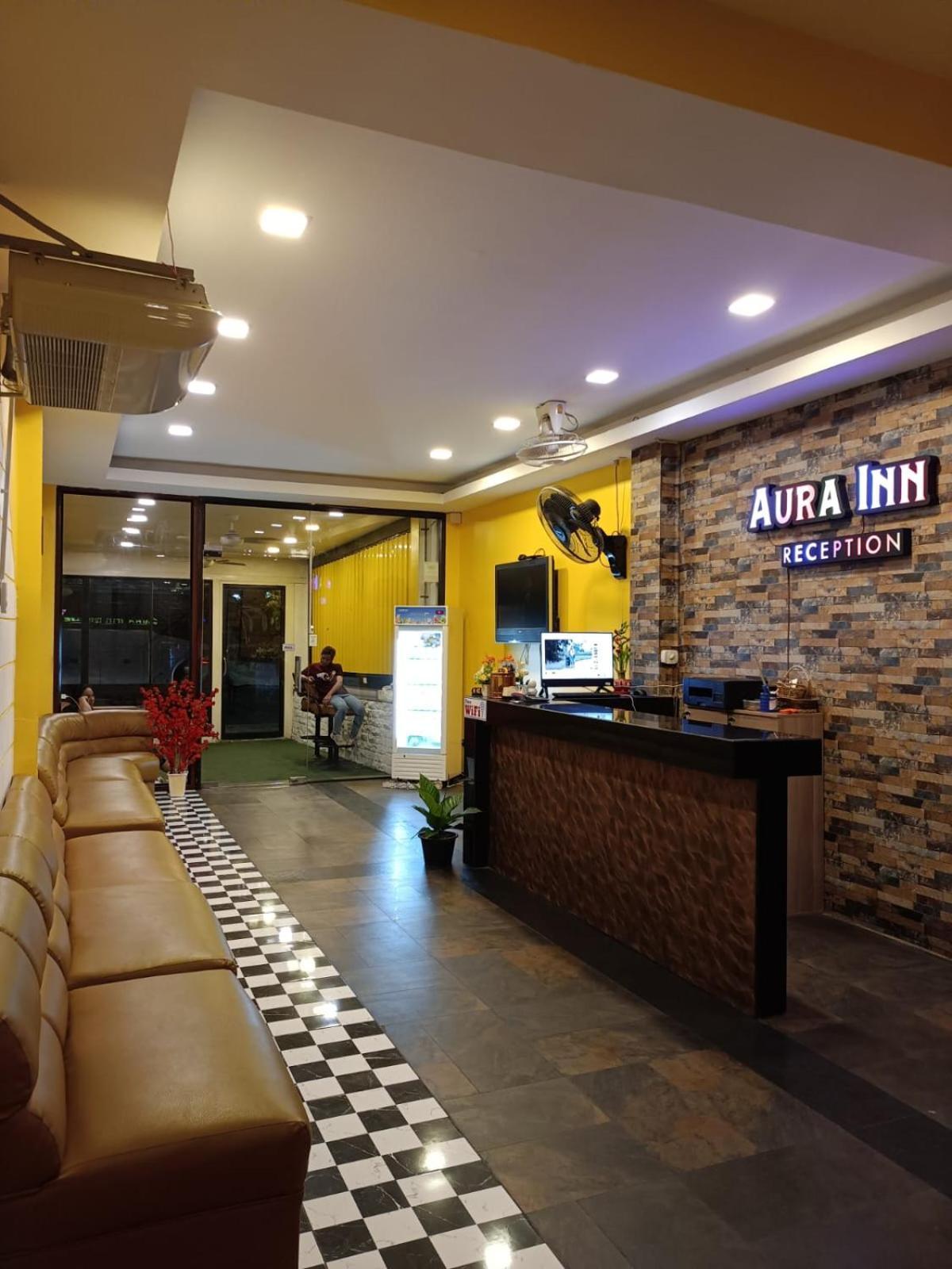 Aura 3*
