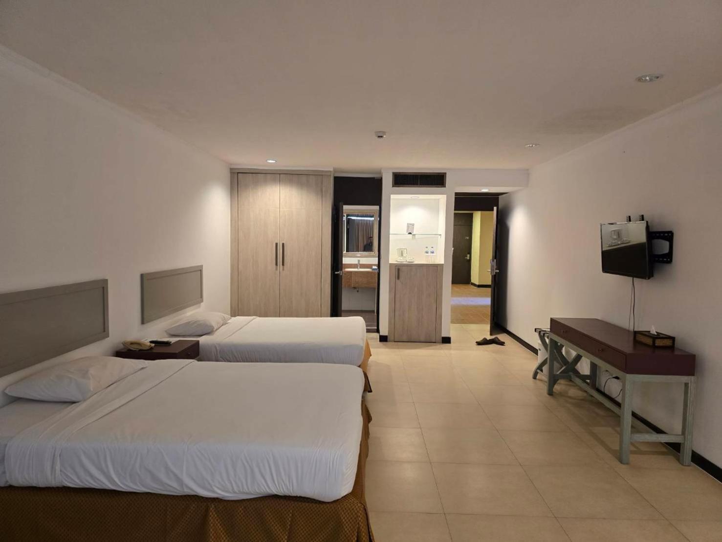 Tropicana 4* Pattaya