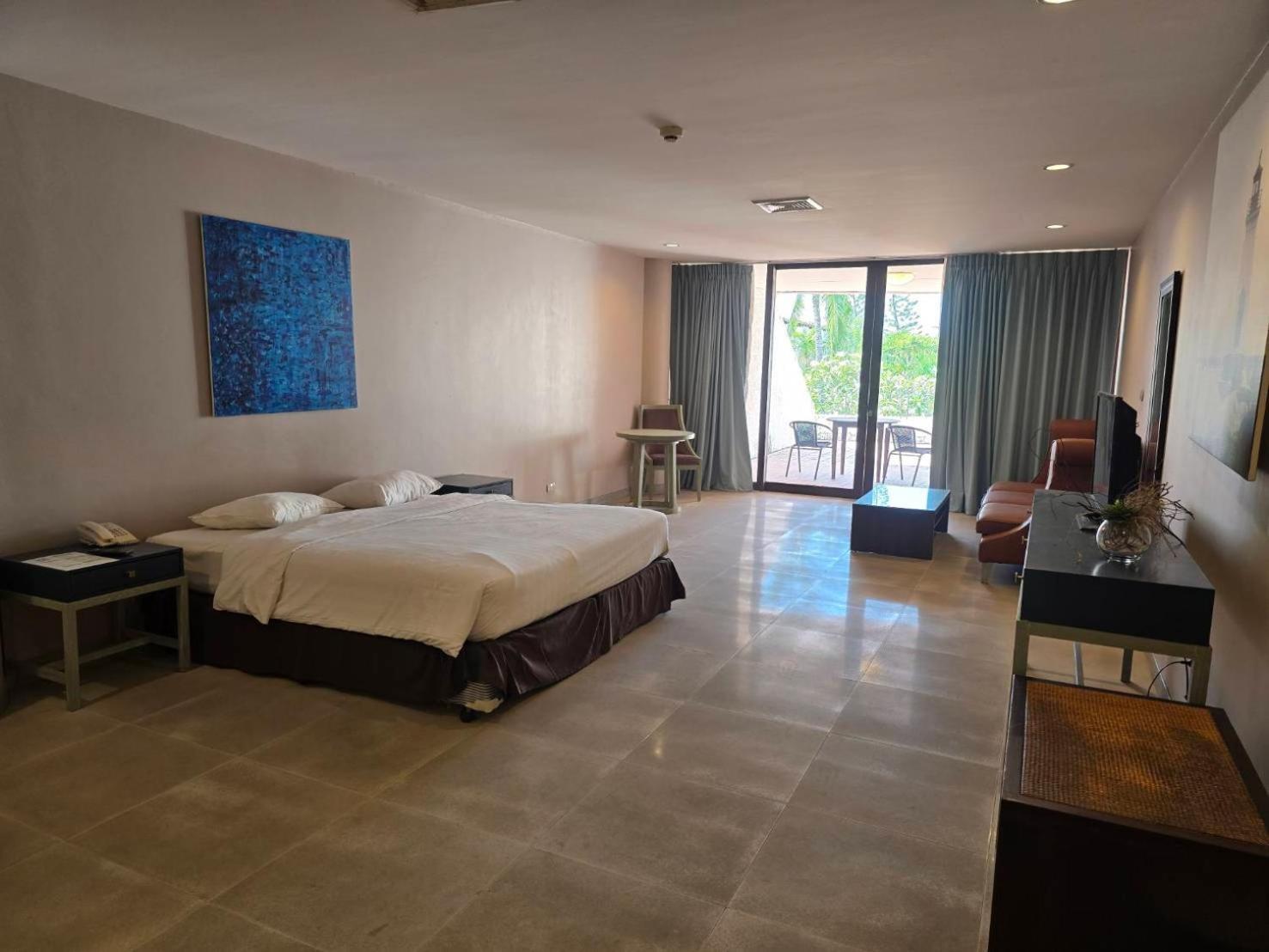 Tropicana Resort 4*