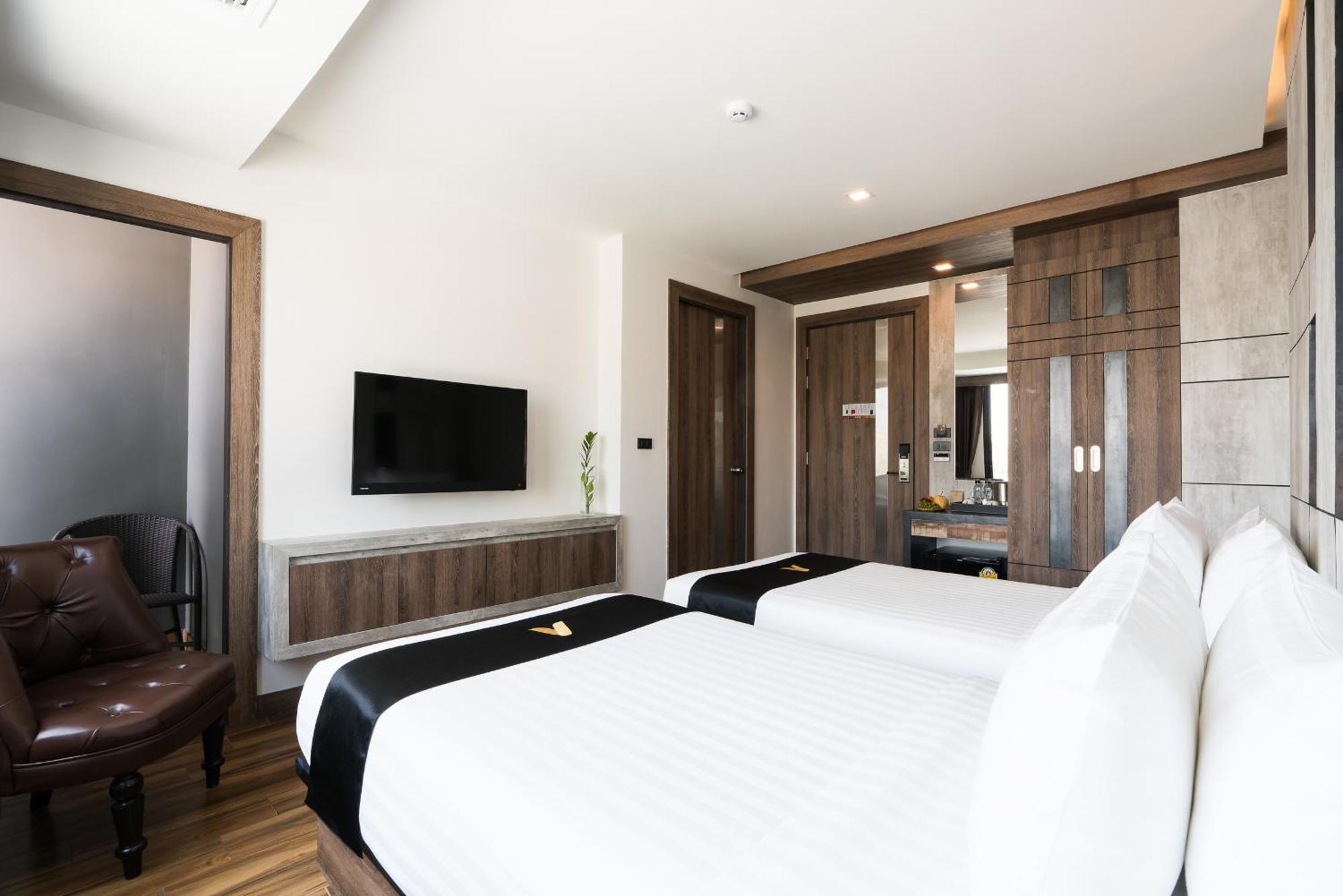 Acqua Hotel 4*