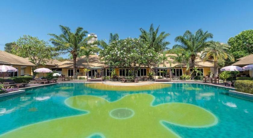 East Sea Paradise Hotel 4*