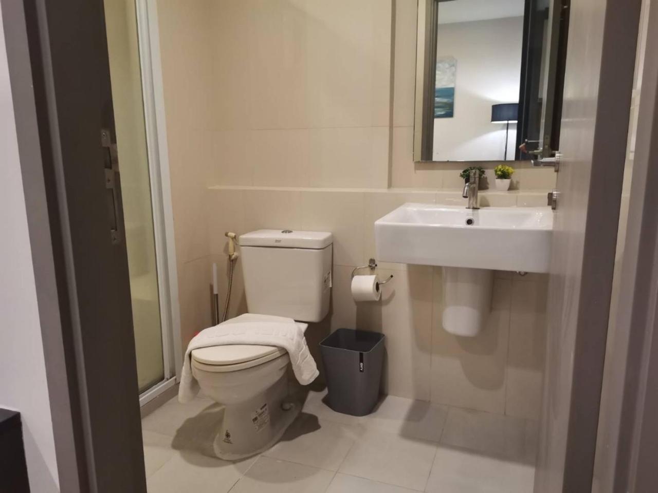 Pattaya Central Beach Apartment