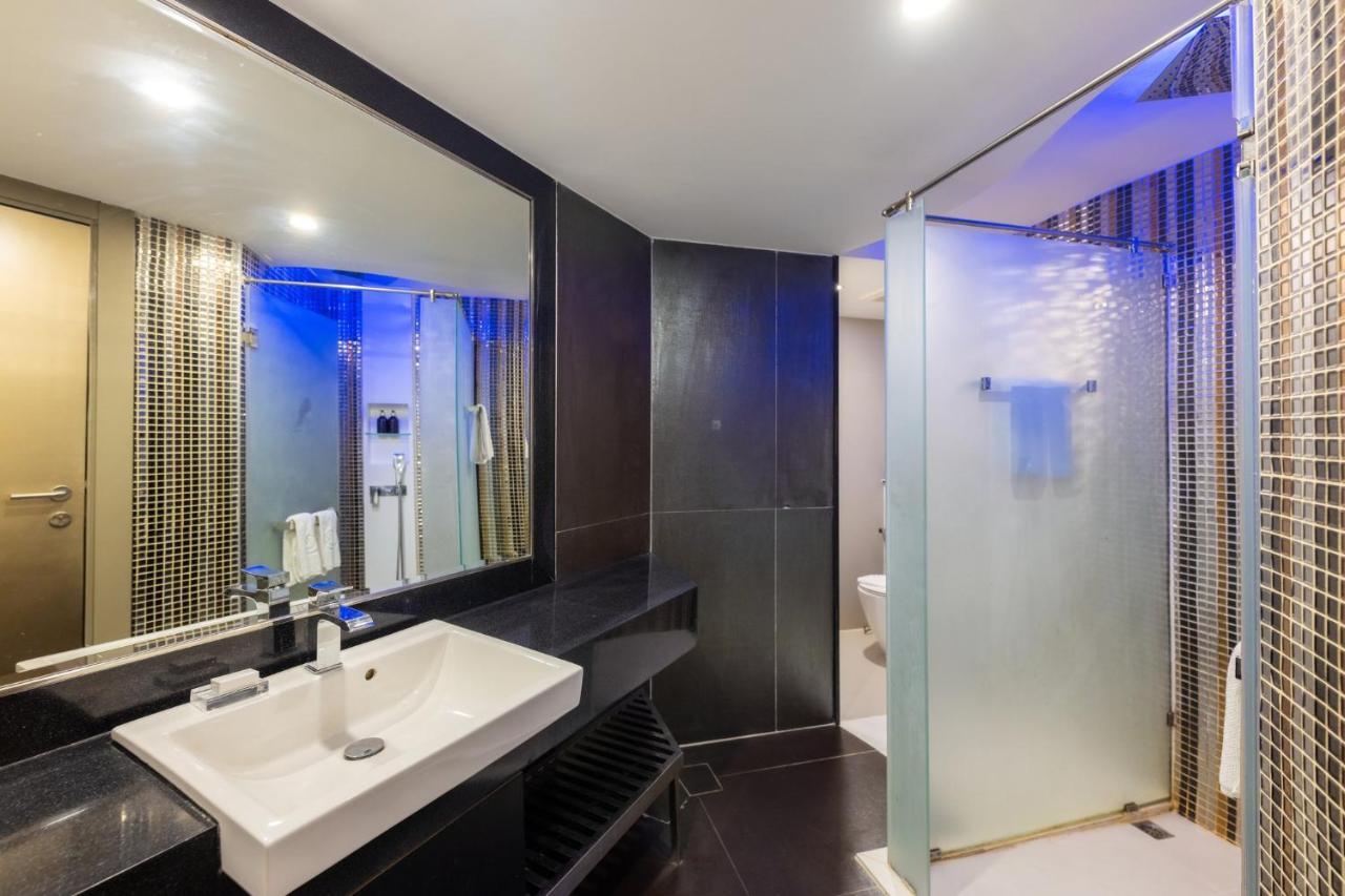 Azure Hotel Pattaya