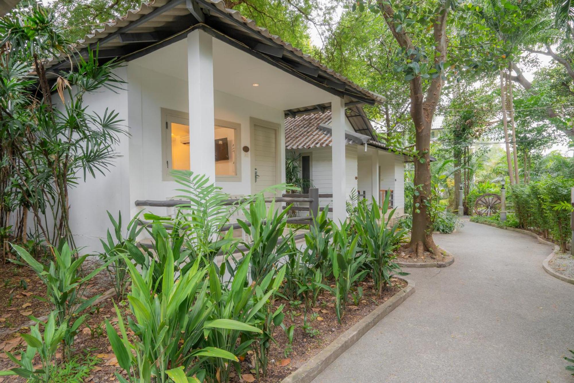 Tempat peranginan Sunshine Garden