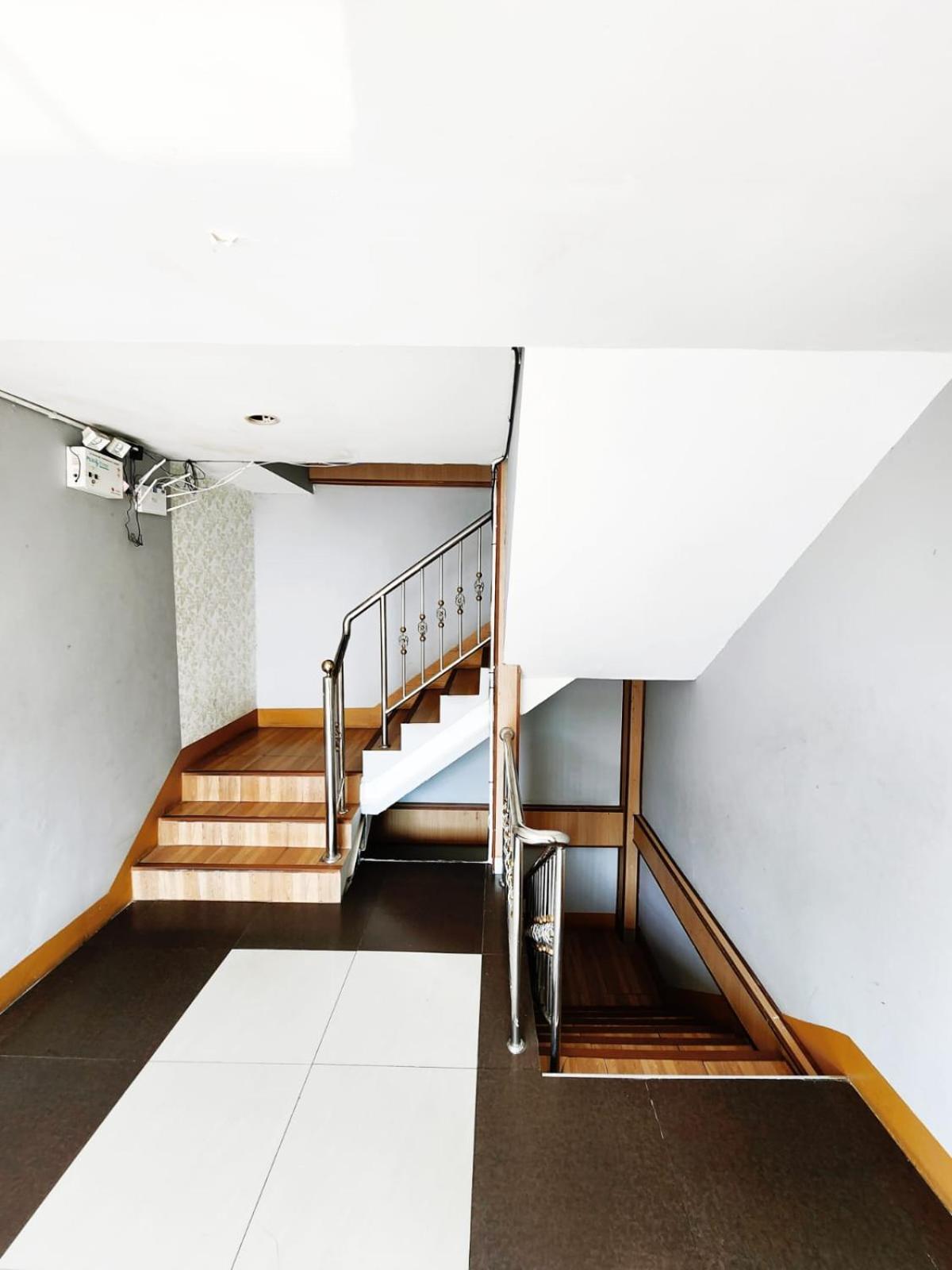 Hotel Star Residency