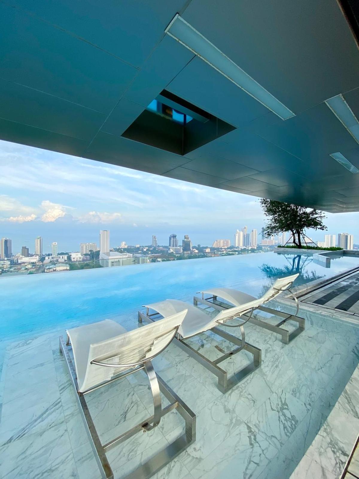 Cove Panorama Pool View Pattaya