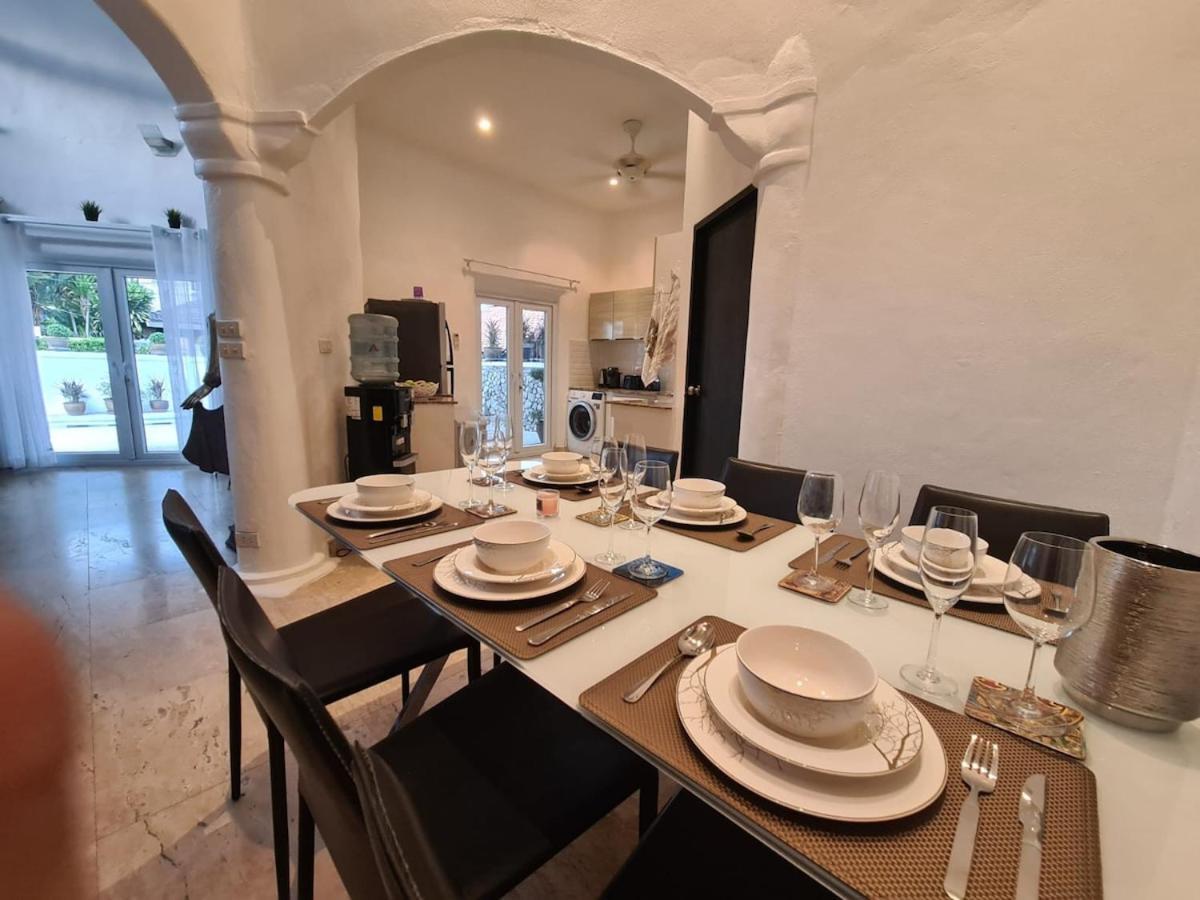 Sonasbaan, 3 Bed Pool Villa Pattaya