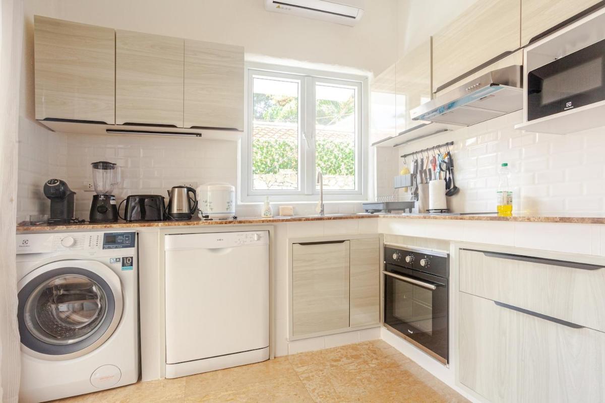 Sonasbaan, 3 Bed Pool Villa *