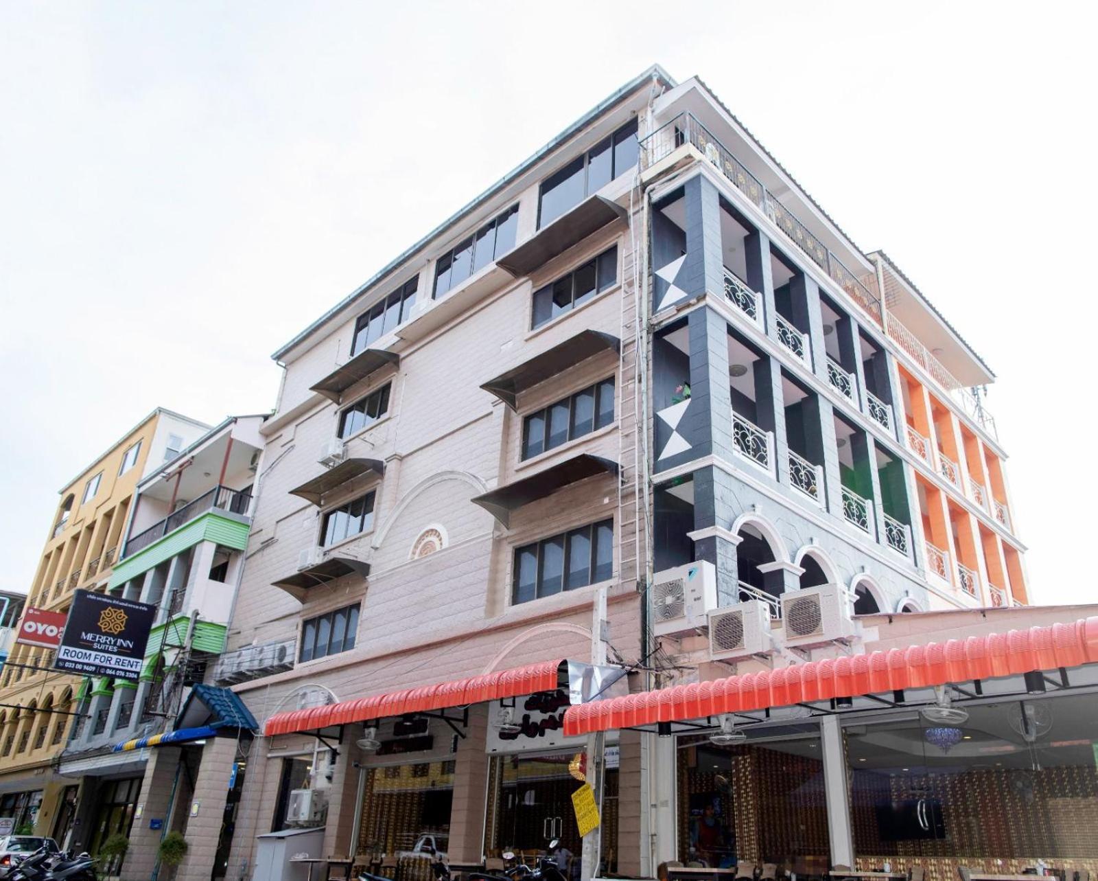Merry Near Walking Street 3* Pattaya