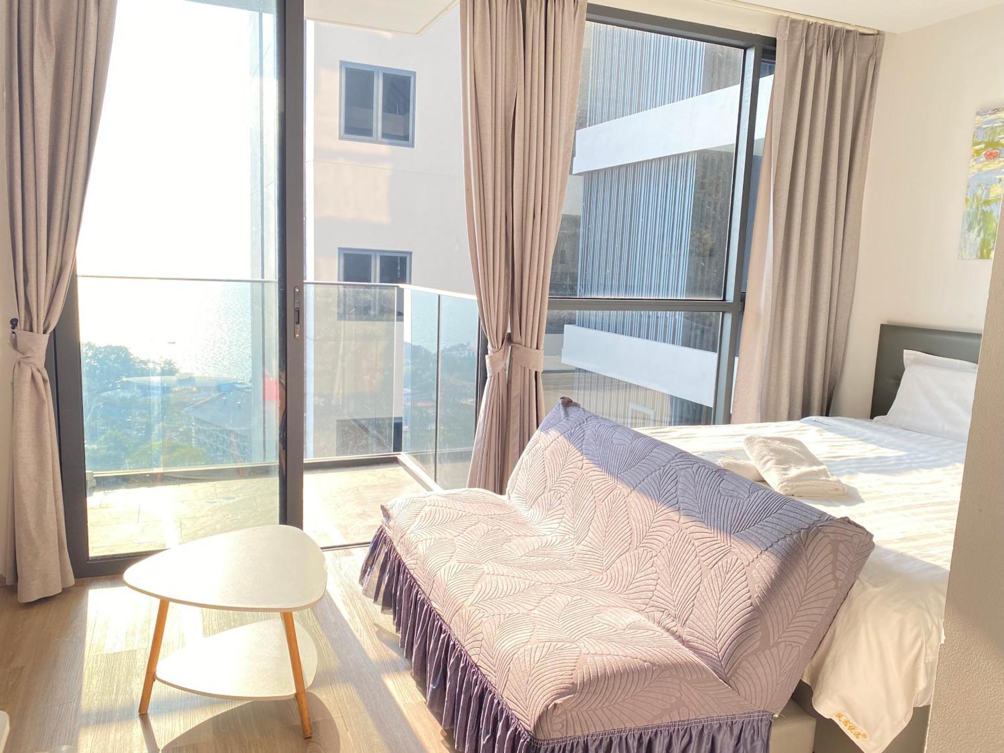 Andromeda Seaview Near