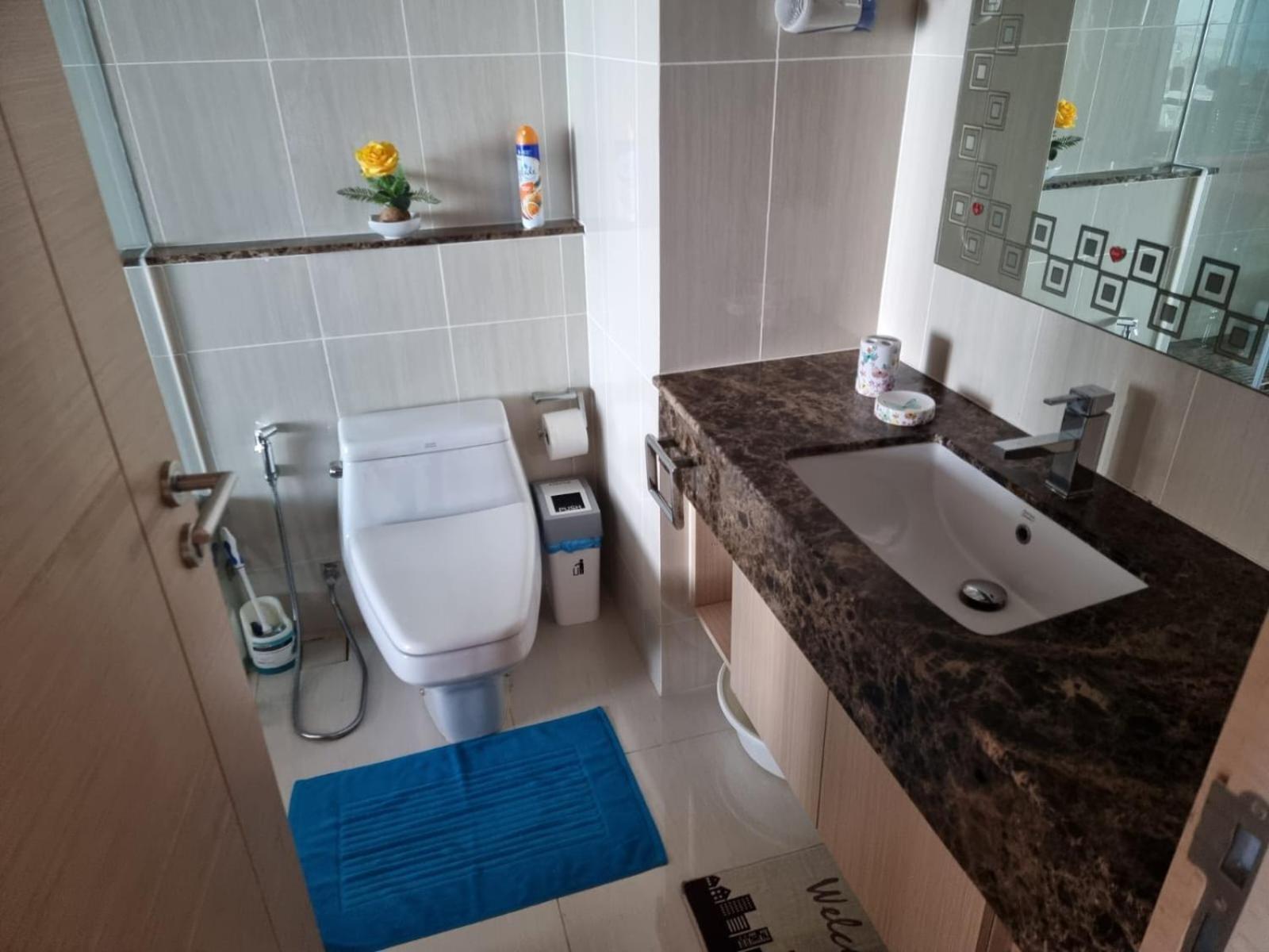 Apartment Luxury Seaview - 14th Floor Luxury At The Palm Wongamat