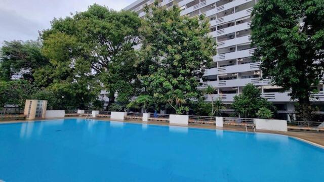 Yensabai Condotel 250 Metres To Walking Street Apartamento Pattaya