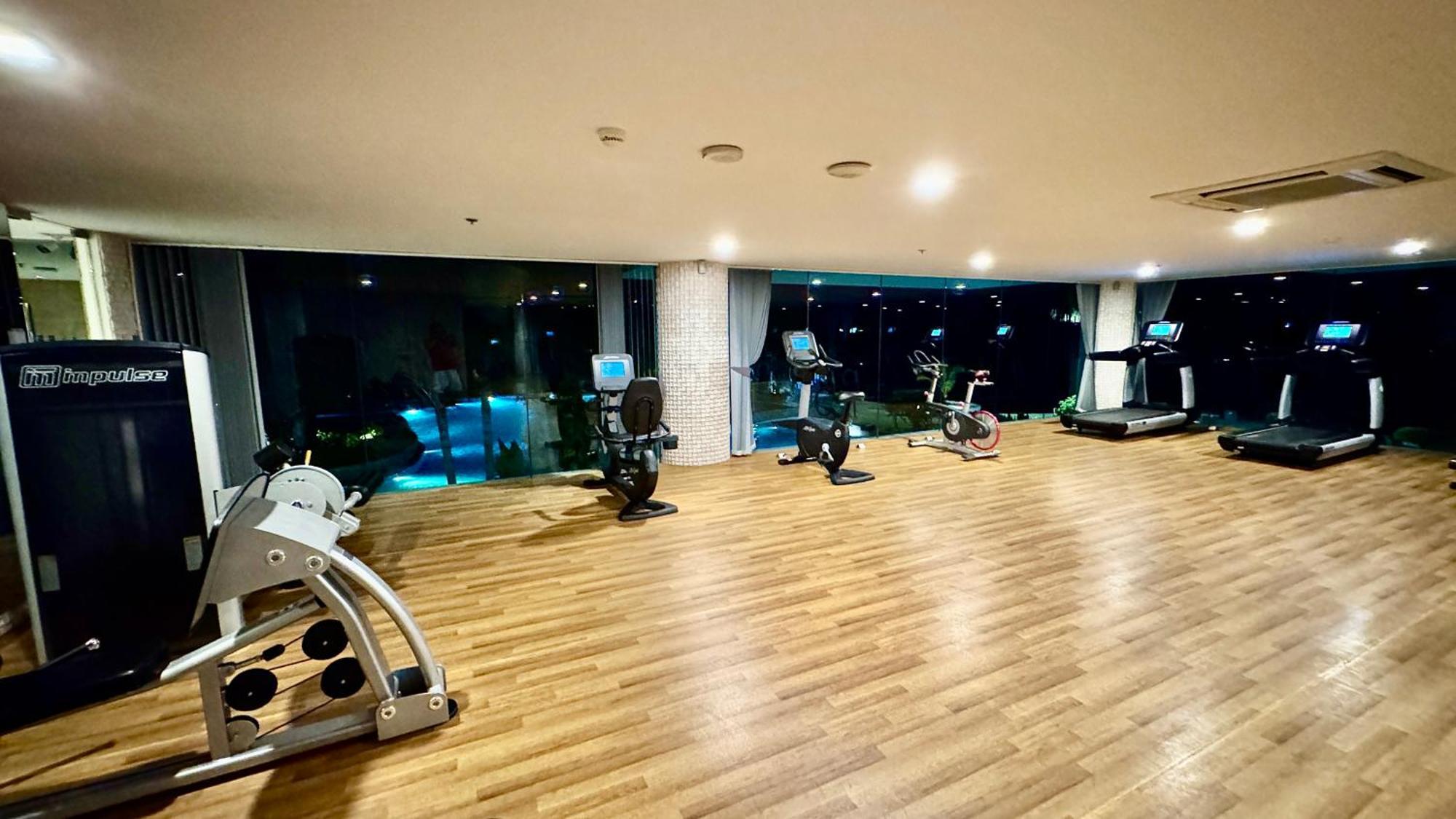 Apartment The Palm Sea View Private World Class Luxury Pattaya