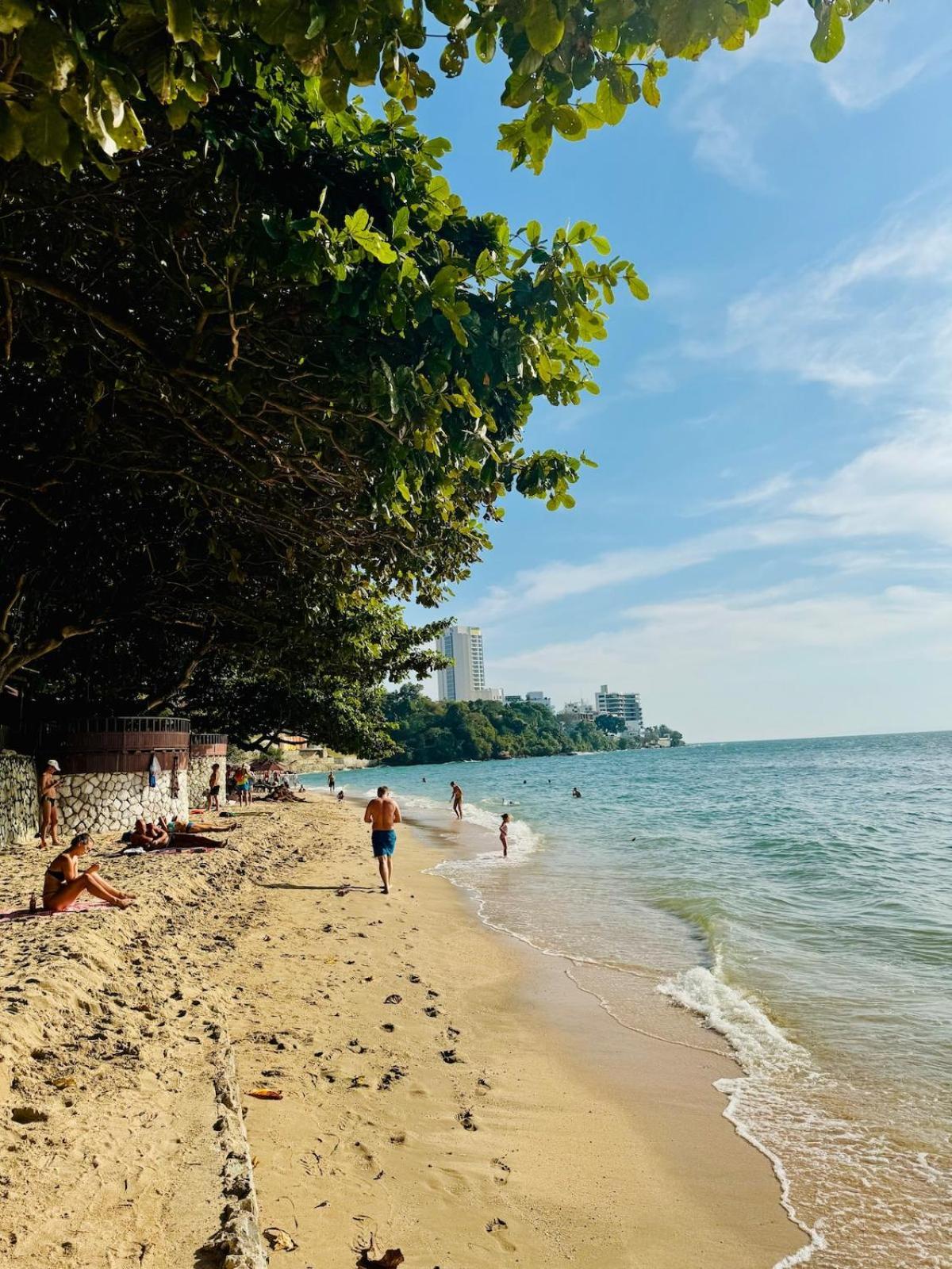 Majestic Seaside Private *