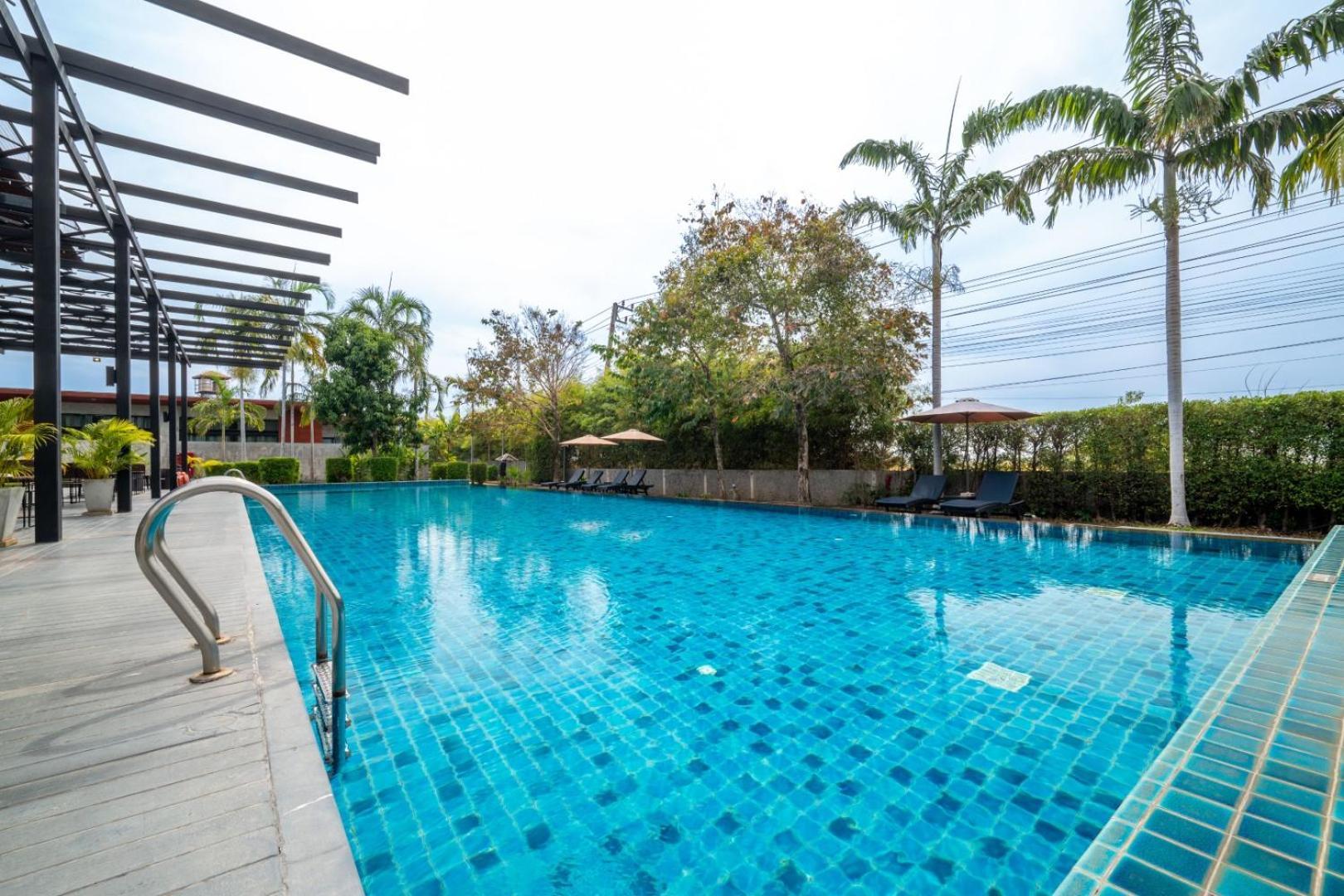 Sea Two Pool Pattaya 5* Jomtien Beach