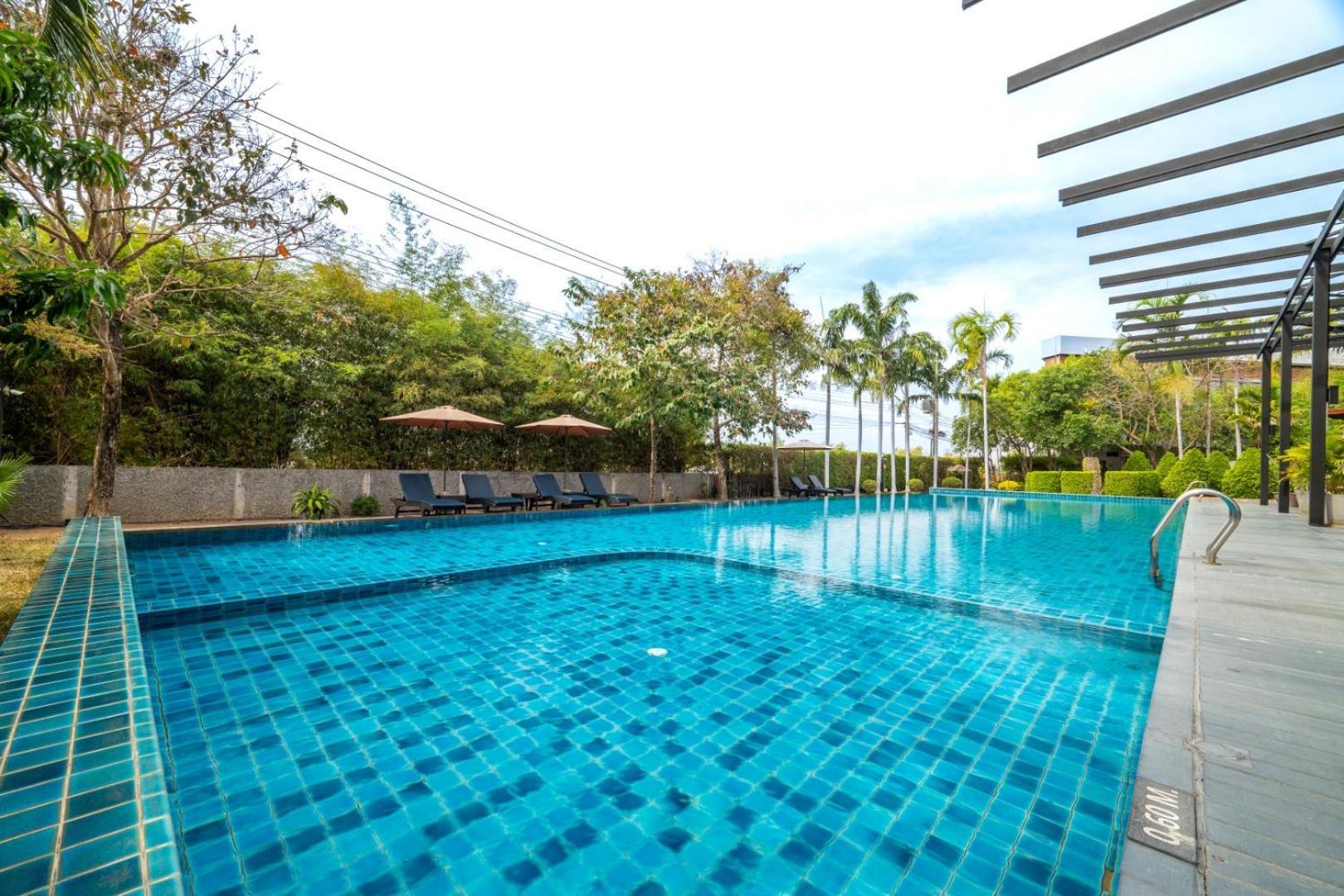Resort Sea Two Pool Pattaya