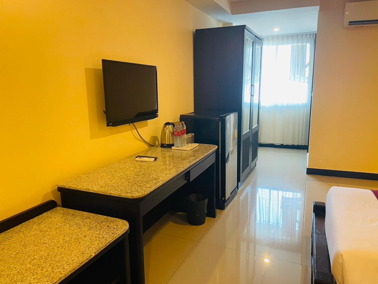 The Grand Day Night Hotel