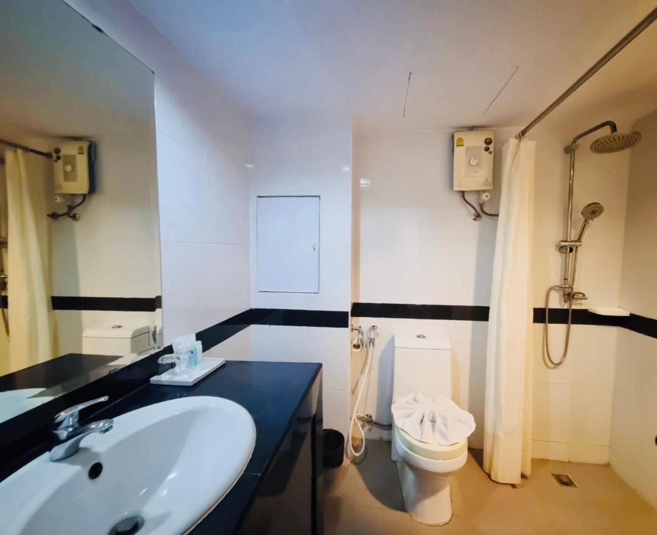 The Grand Day Night Hotel 3*