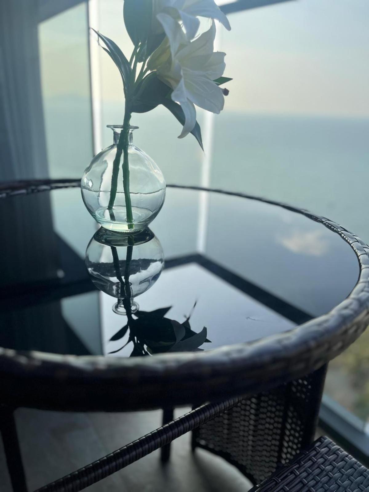 Apartment Sea View At The Front - Breathtaking View *