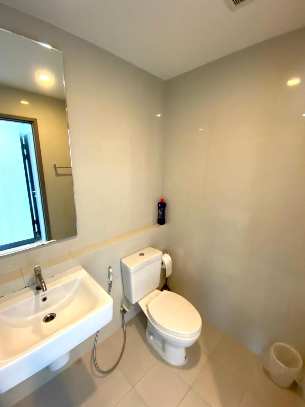 The Base - Spacious, 2 Bedroom, 2 Bathroom, Penthouse - Centre - 595 Pattaya