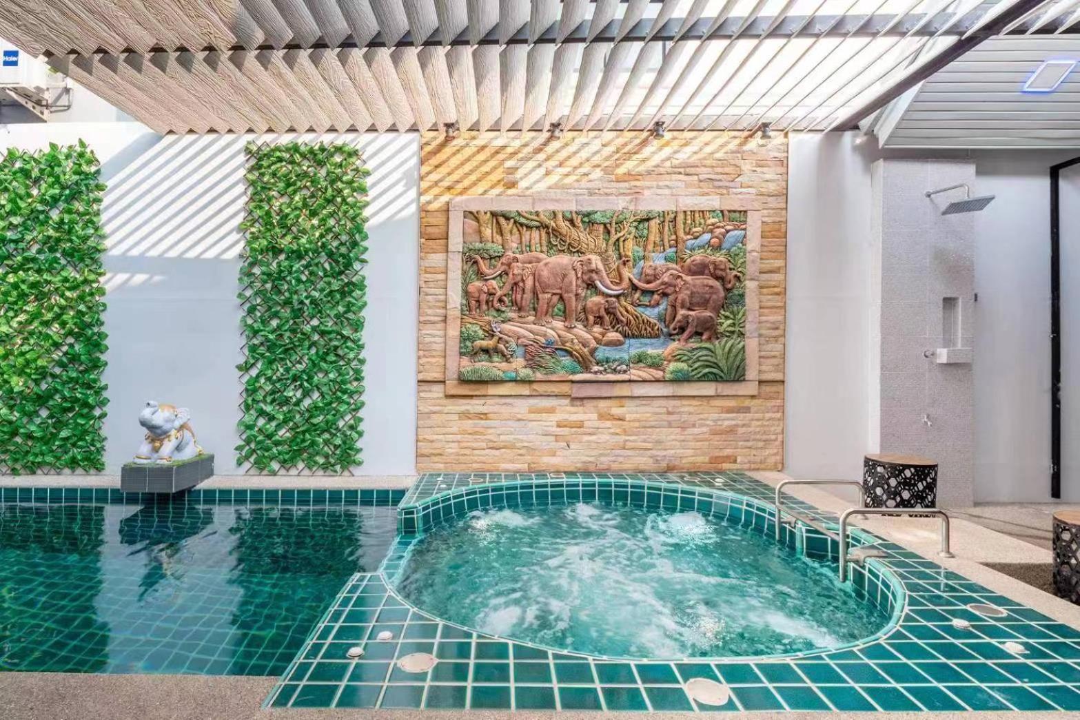 Luxury Thai Style Pool In Downtown Pattaya, Close To Walking Street * Pattaya