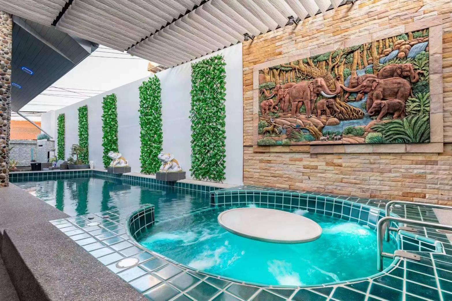 Luxury Thai Style Pool In Downtown Pattaya, Close To Walking Street Villa